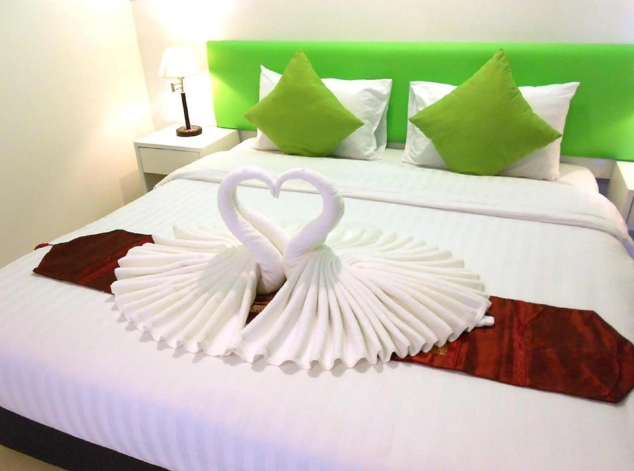Bed in Armoni Patong Beach Hotel