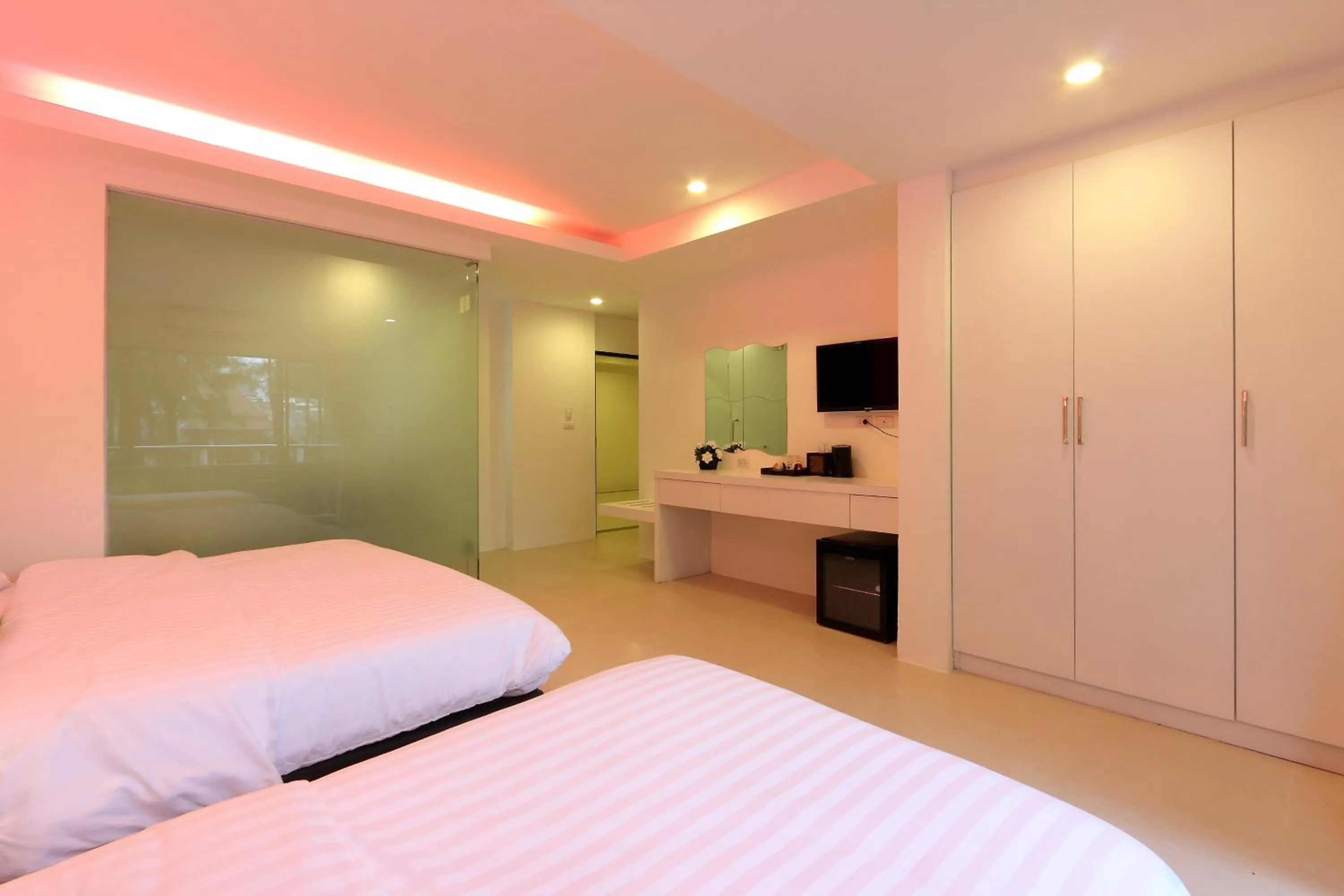 Photo of the whole room, Bed in Armoni Patong Beach Hotel