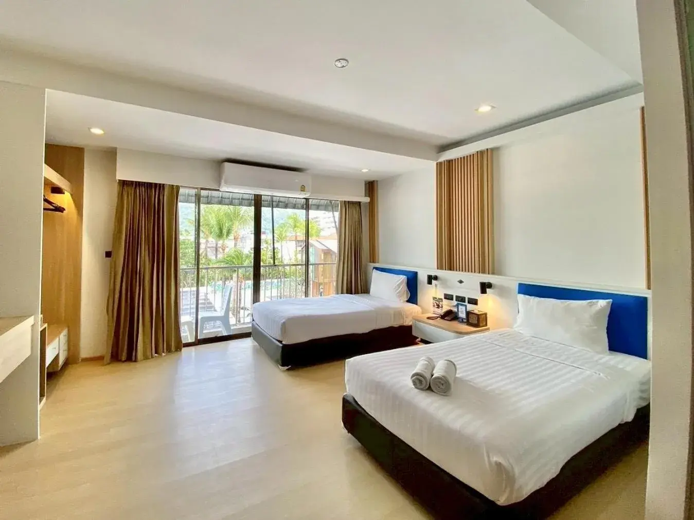 Deluxe Twin with Balcony in Citin Armoni Patong Hotel by Compass Hospitality - Newly Renovated Deluxe Twin with Balcony in Citin Armoni Patong Hotel by Compass Hospitality - Newly Renovated