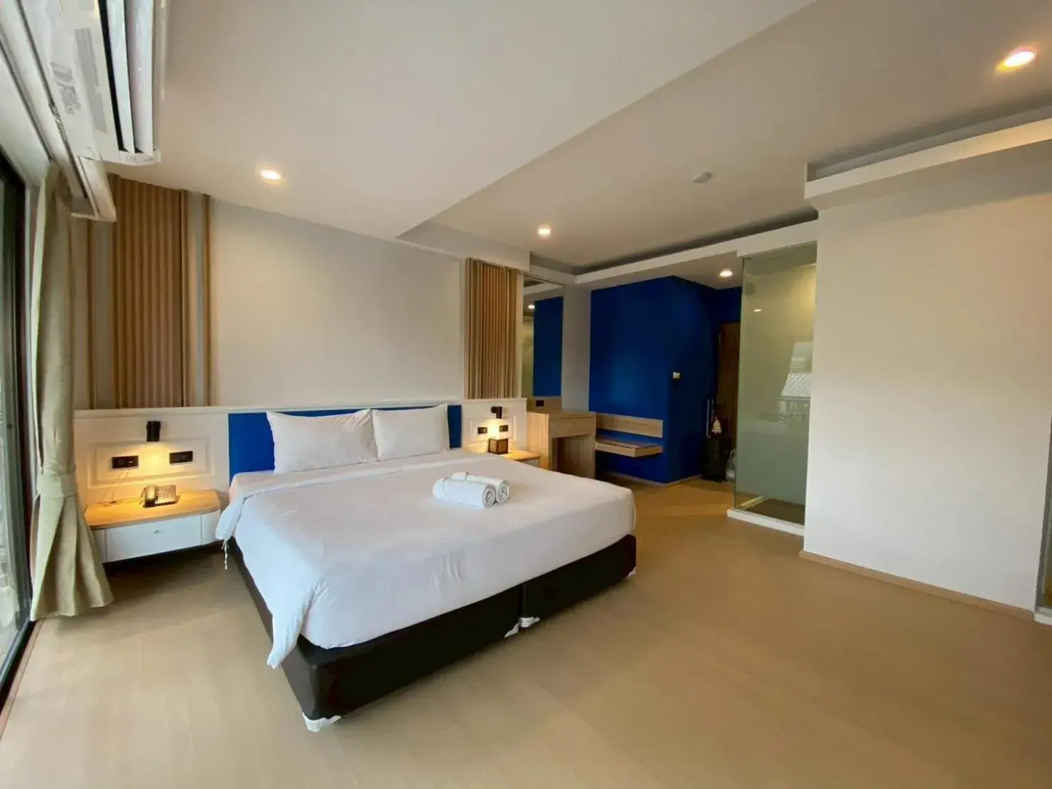 Deluxe Double Room with Balcony in Citin Armoni Patong Hotel by Compass Hospitality - Newly Renovated Deluxe Double Room with Balcony in Citin Armoni Patong Hotel by Compass Hospitality - Newly Renovated