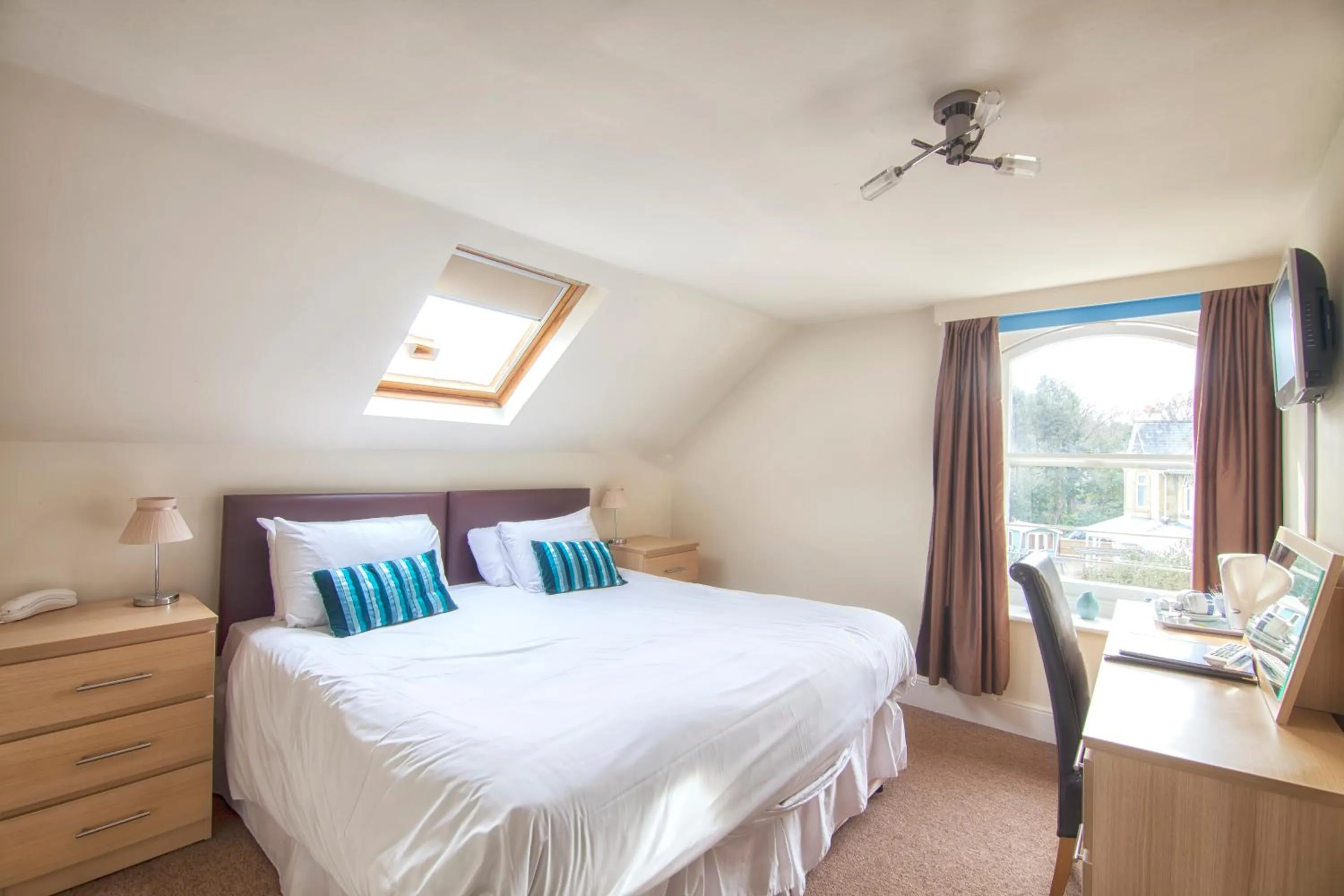 Bed in Luccombe Manor Country House Hotel