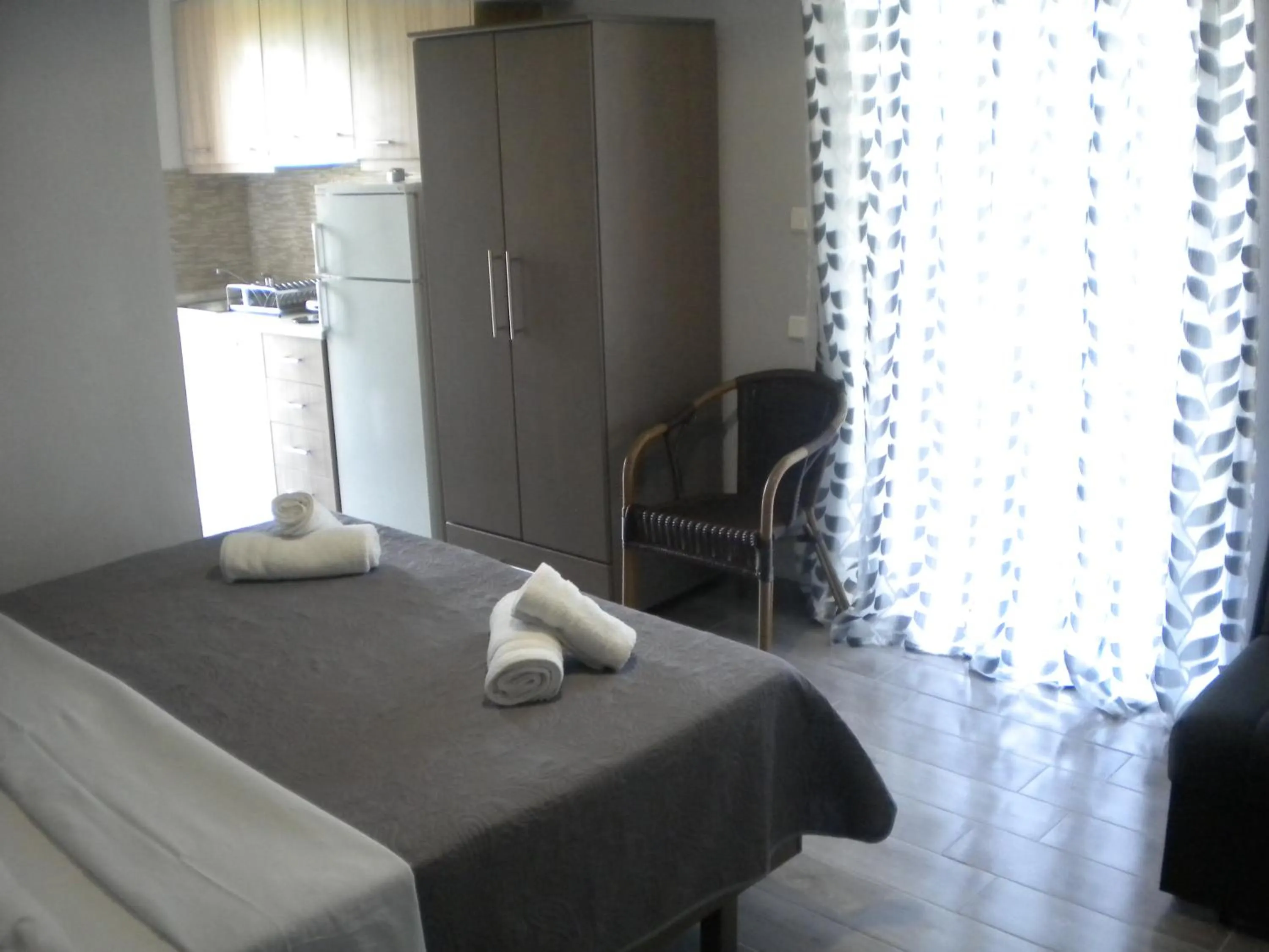 Kitchen or kitchenette in Nostos Apartments