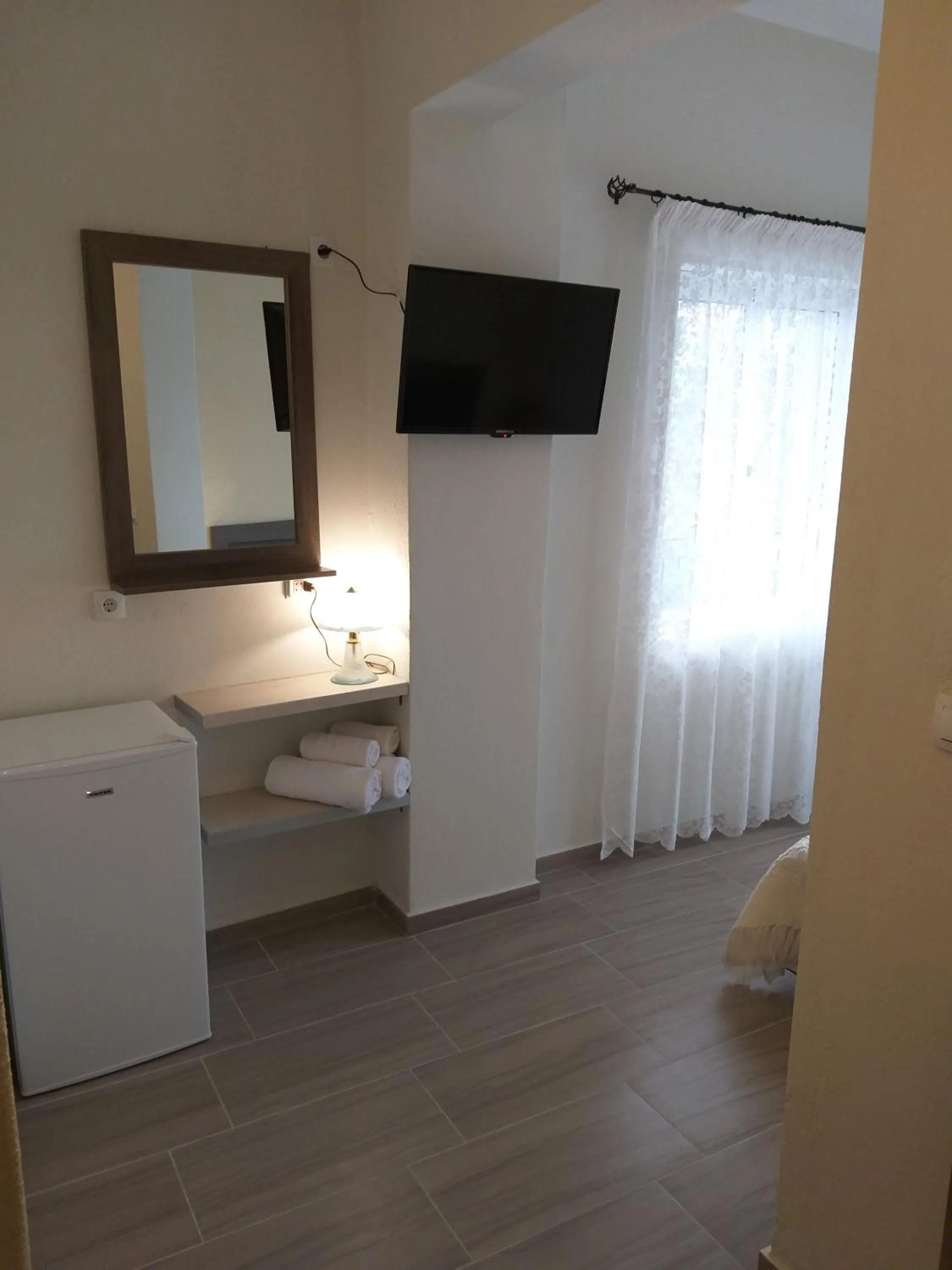 TV and multimedia in Nostos Apartments