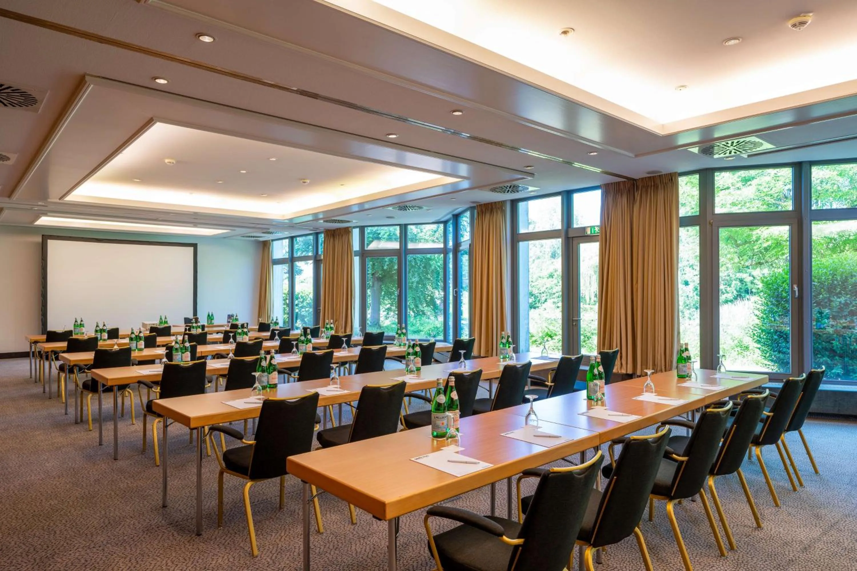 Meeting/conference room in Park Inn by Radisson Lübeck