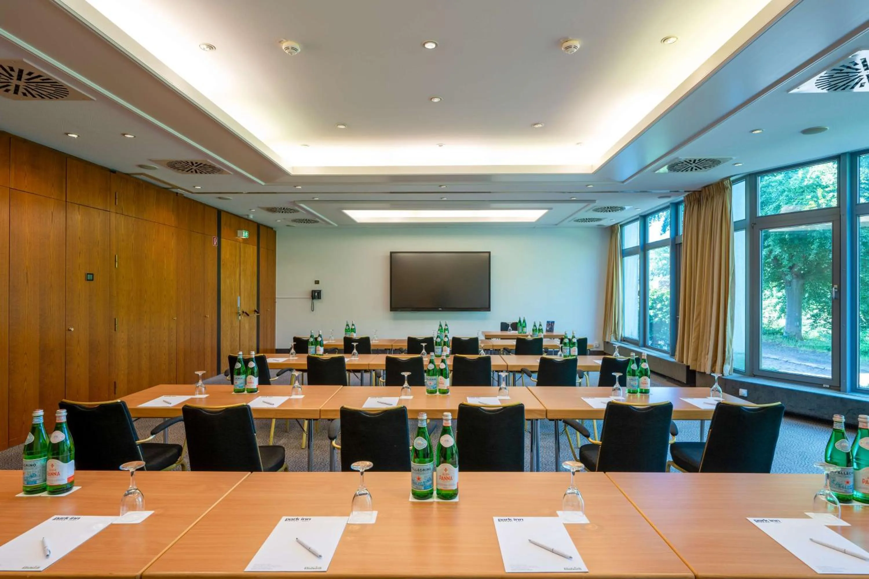 Meeting/conference room in Park Inn by Radisson Lübeck