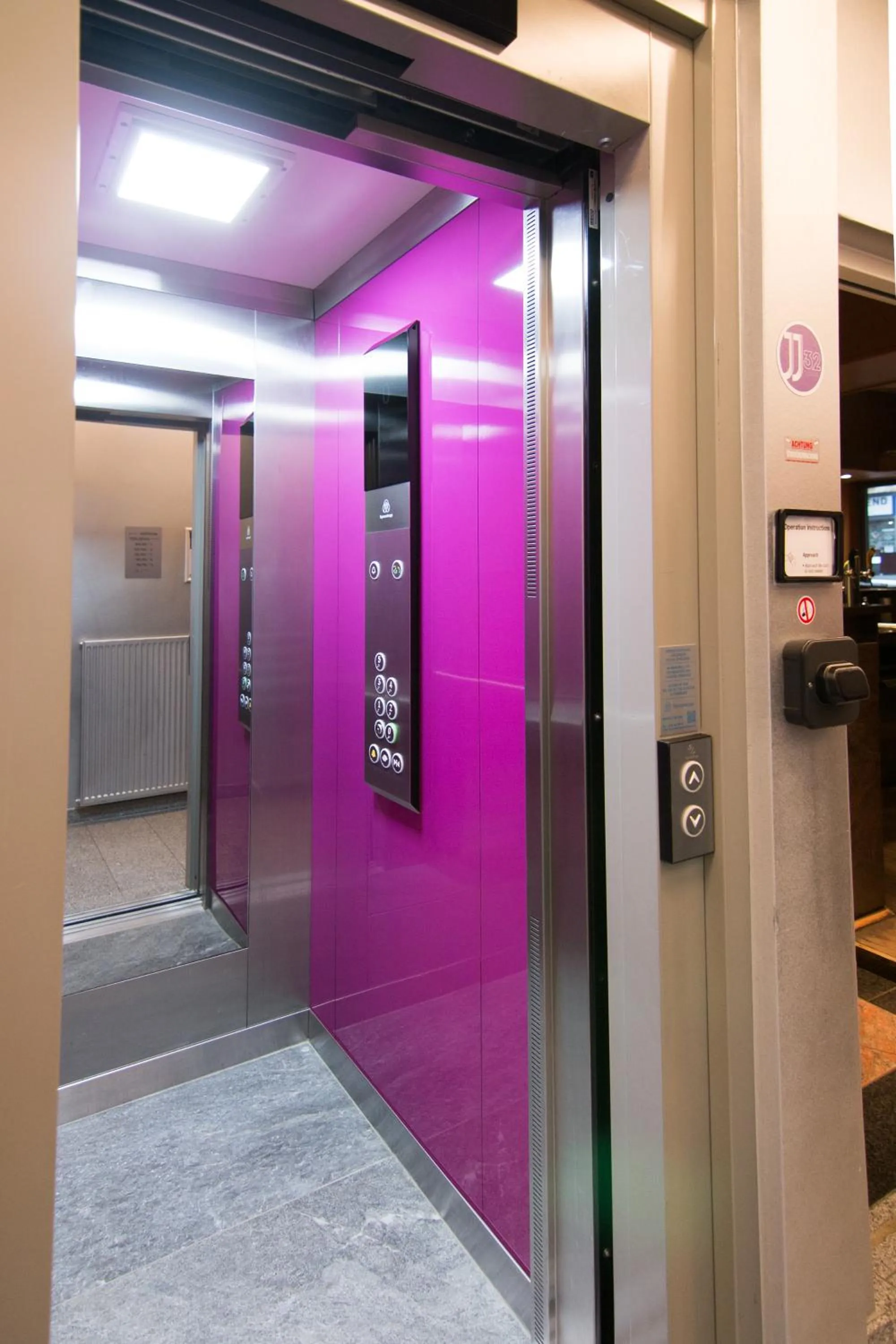 Area and facilities in JJ32