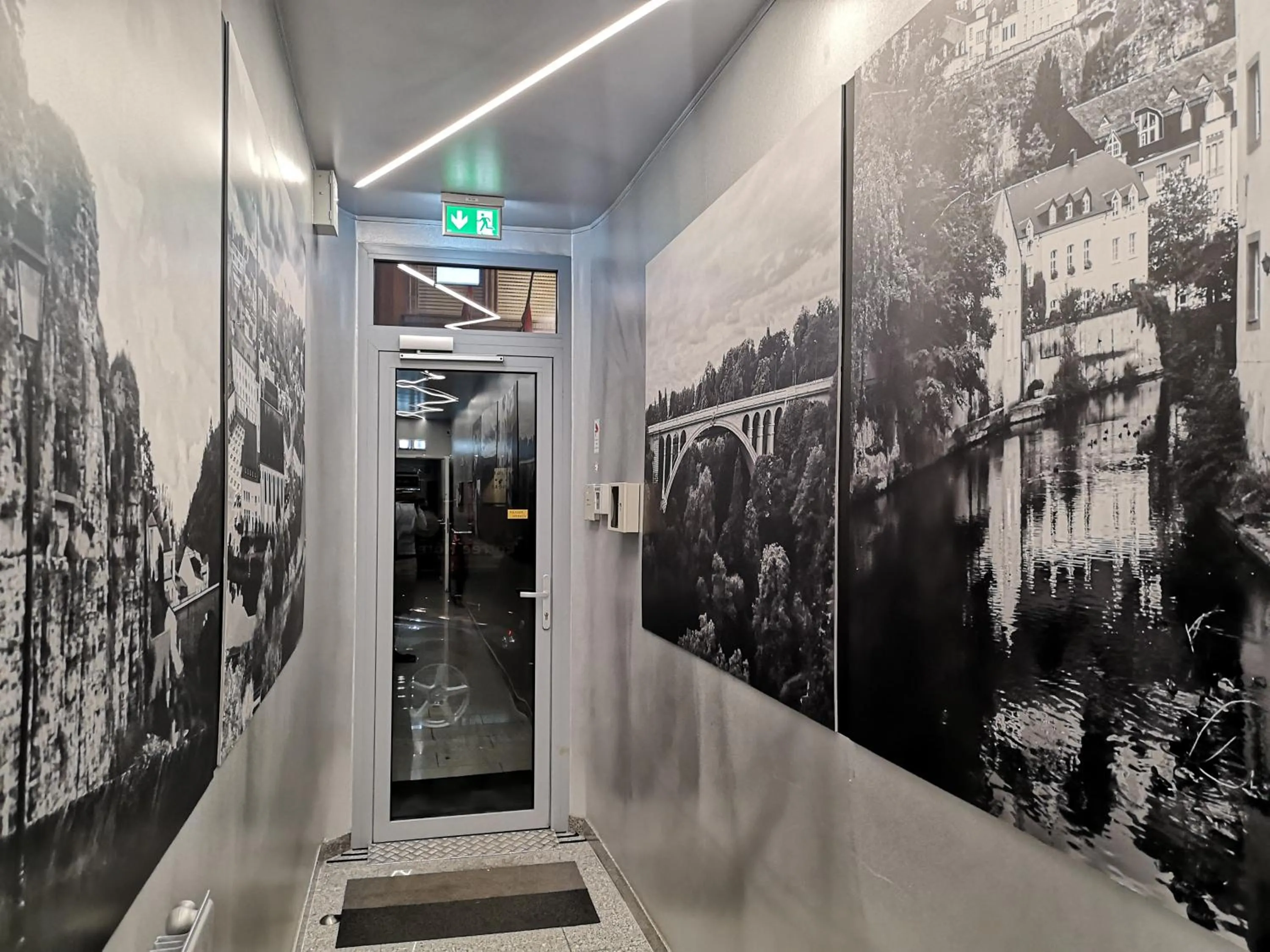 Lobby or reception in JJ32