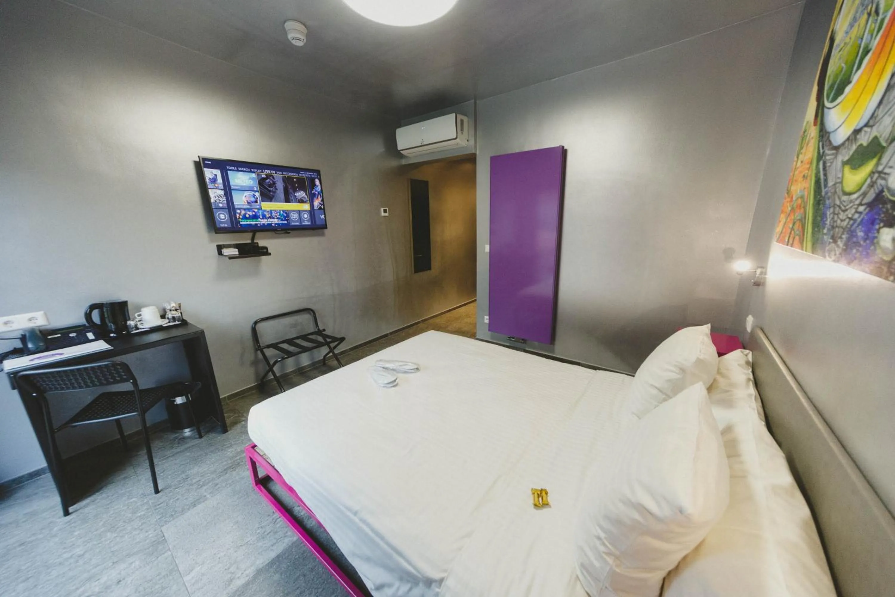 Street view, Bed in JJ32