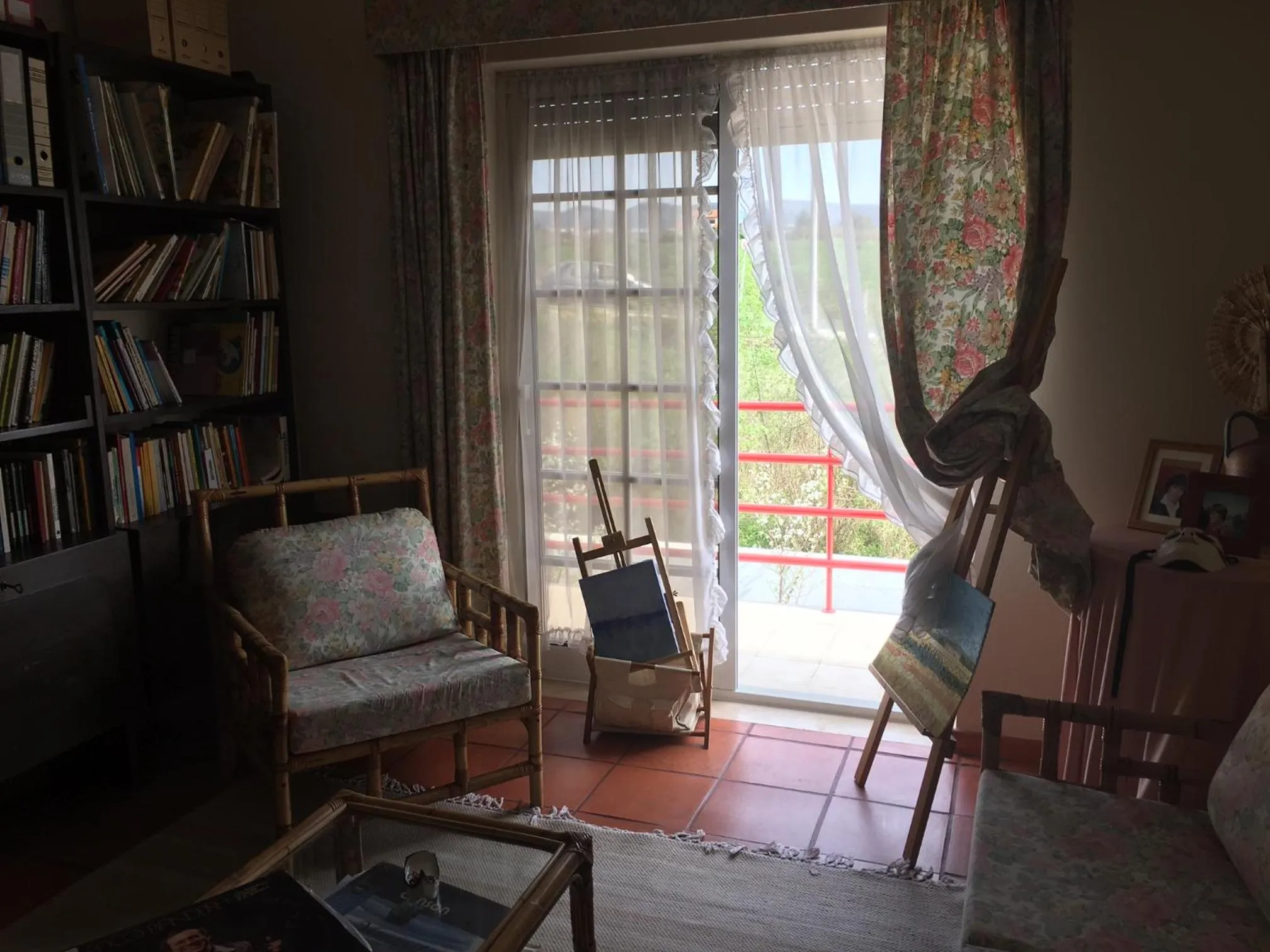 Library in Quinta Nova do Almeida