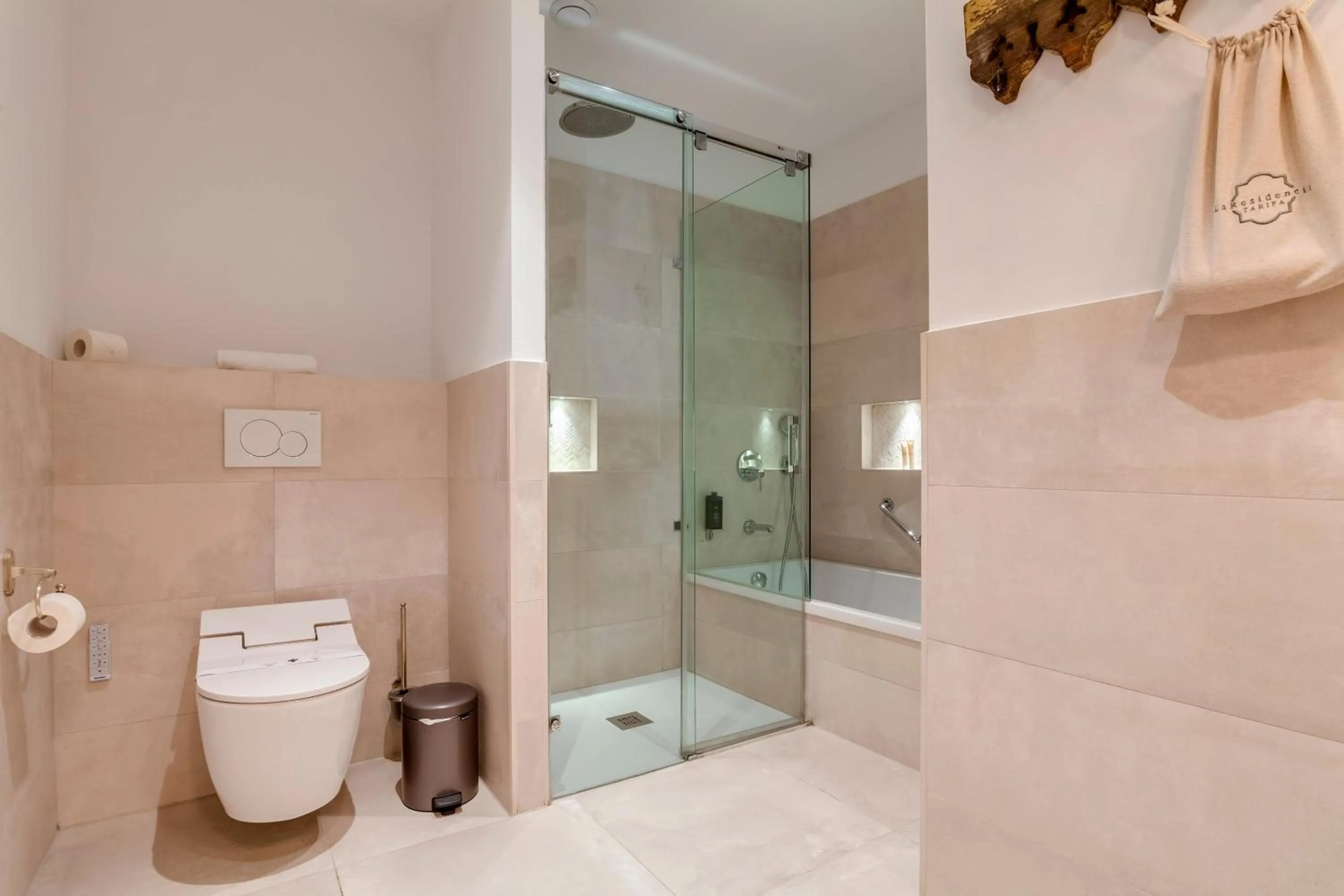 Shower in La Residencia Puerto Hotel & Spa