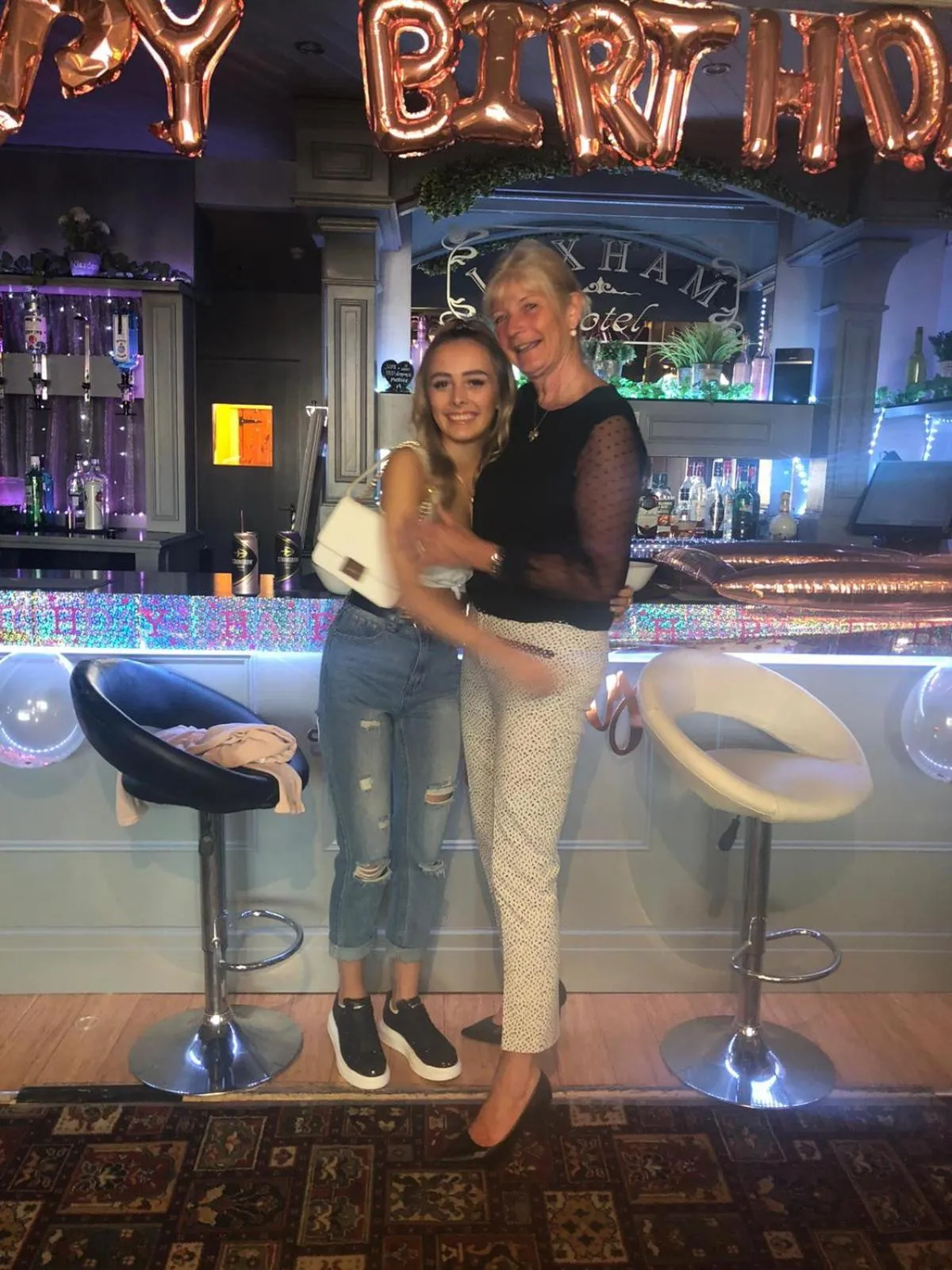 Drinks in Lexham Hotel