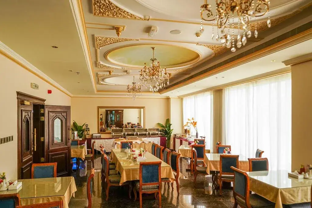 Restaurant/places to eat in La Rosa Hotel Oman Restaurant/places to eat in La Rosa Hotel Oman