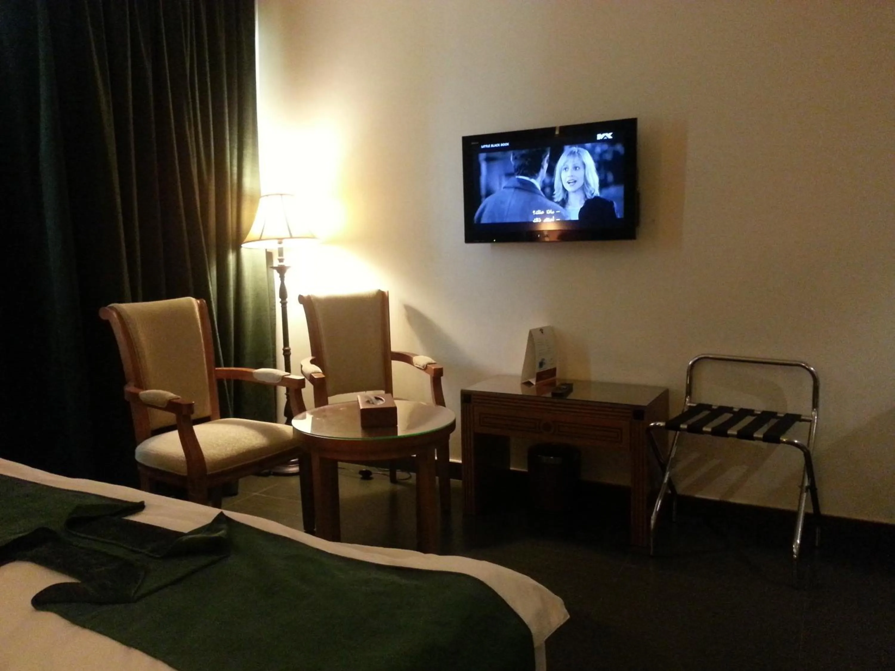 TV and multimedia, Bed in La Rosa Hotel Oman