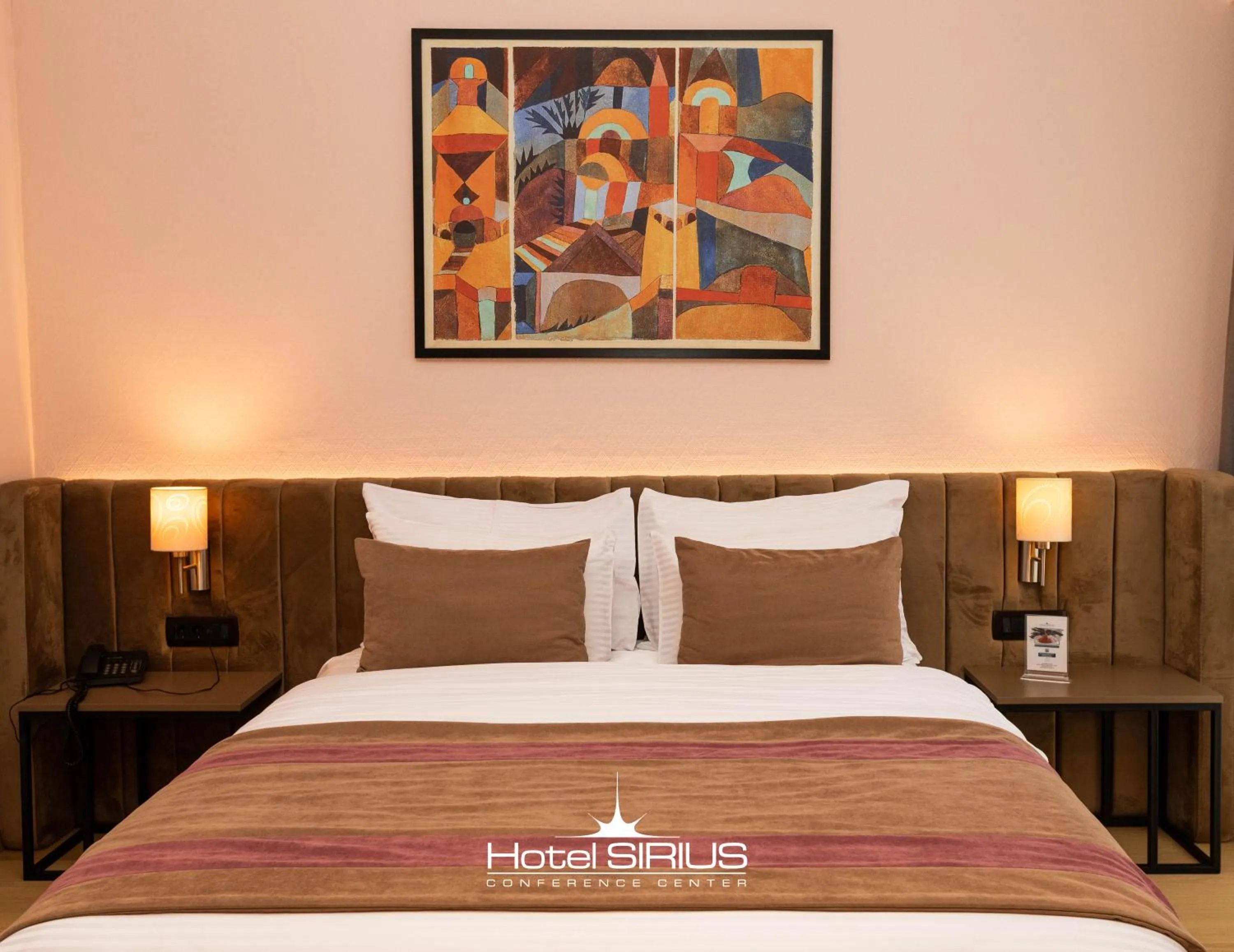 Bedroom, Bed in Hotel Sirius