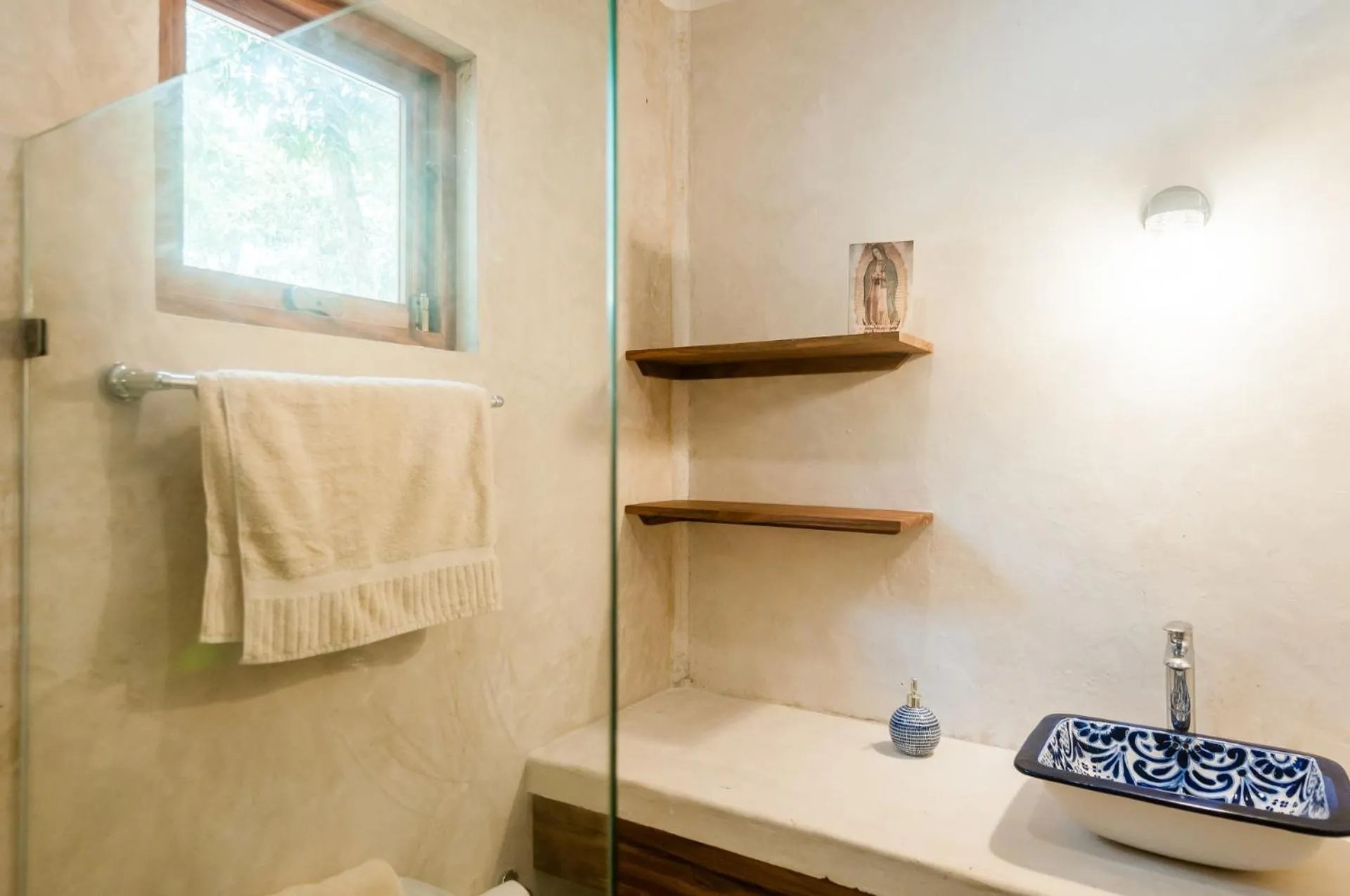 Bathroom in Jungle Chic Villa in Chemuyil