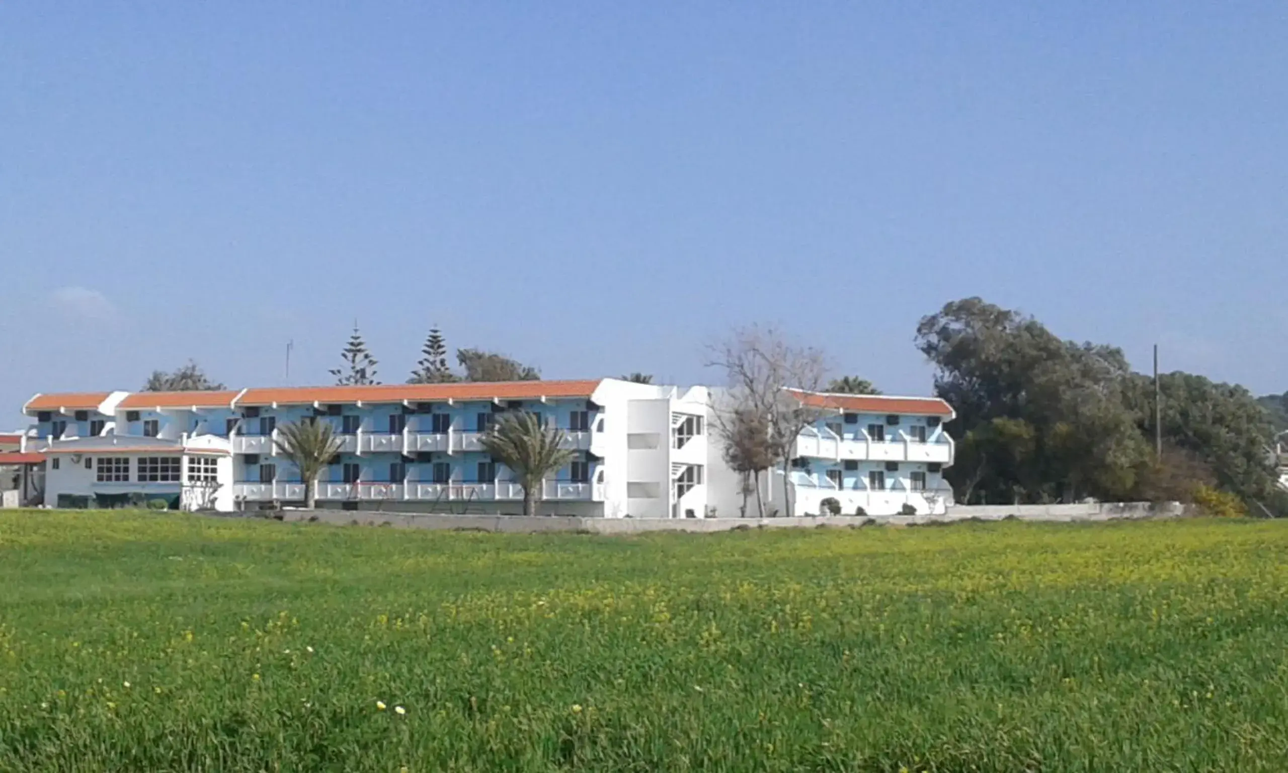 Property building in Nirvana Beach Hotel Property building in Nirvana Beach Hotel