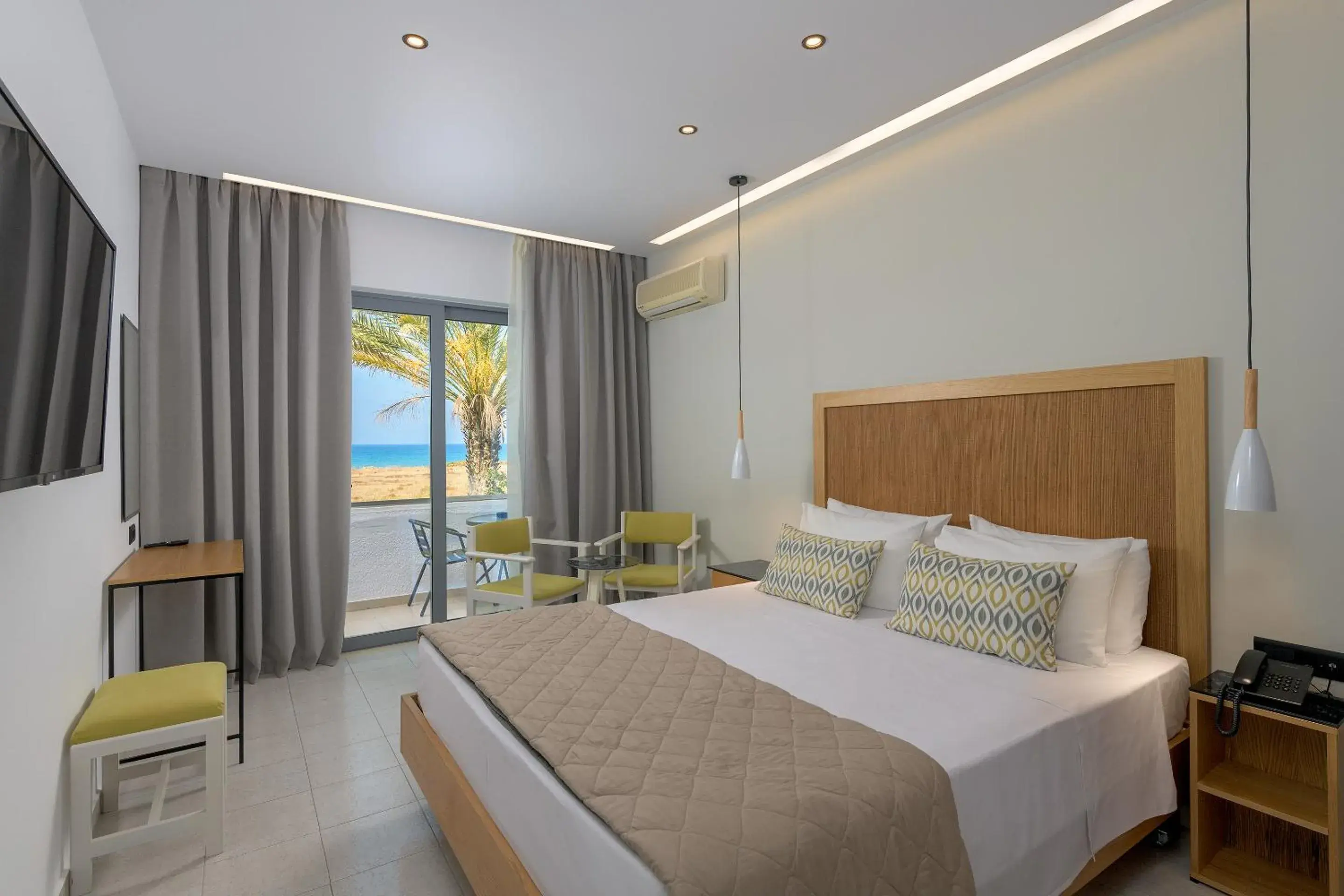 Bed in Nirvana Beach Hotel Bed in Nirvana Beach Hotel