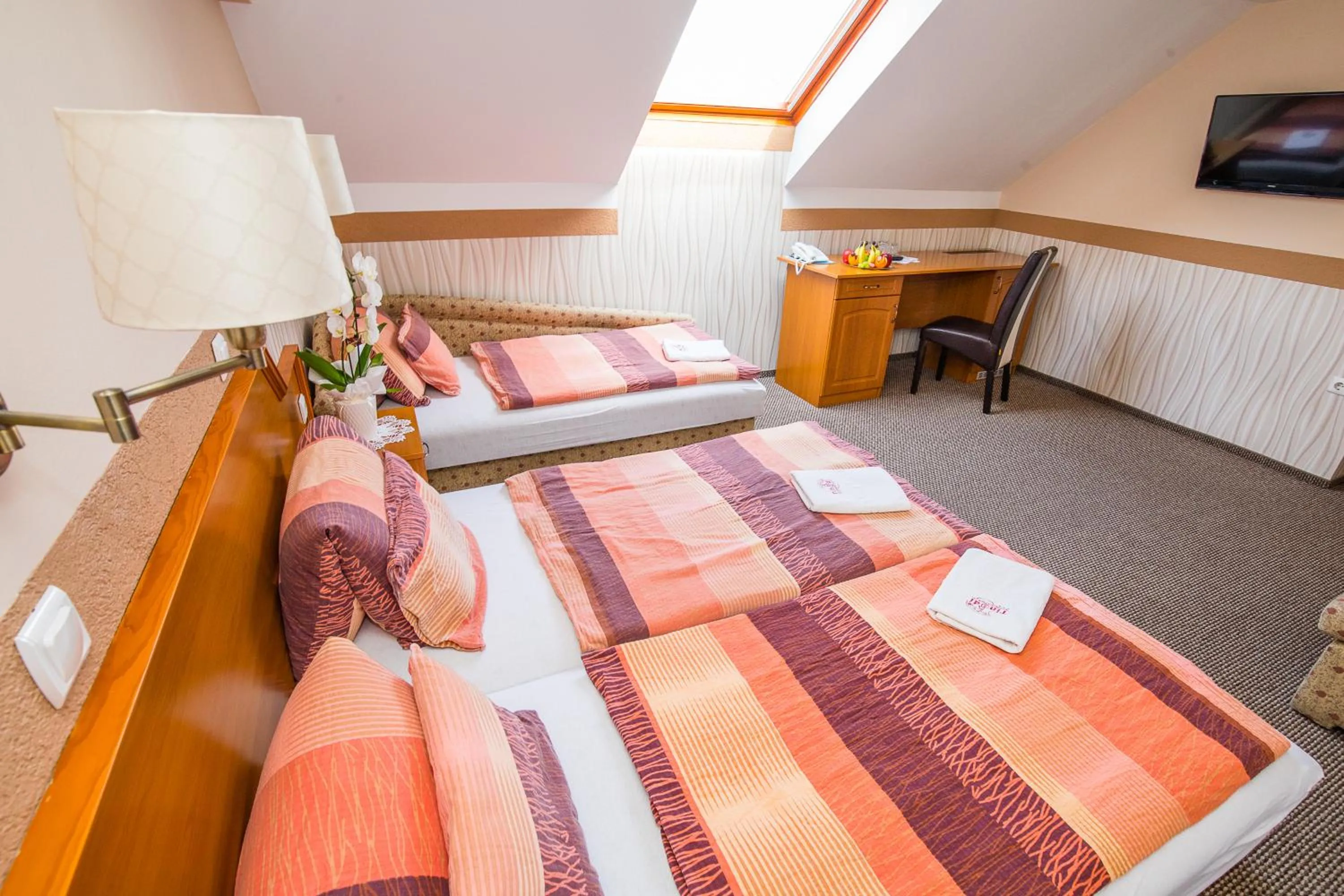 Bed in Tinódi Fogadó
