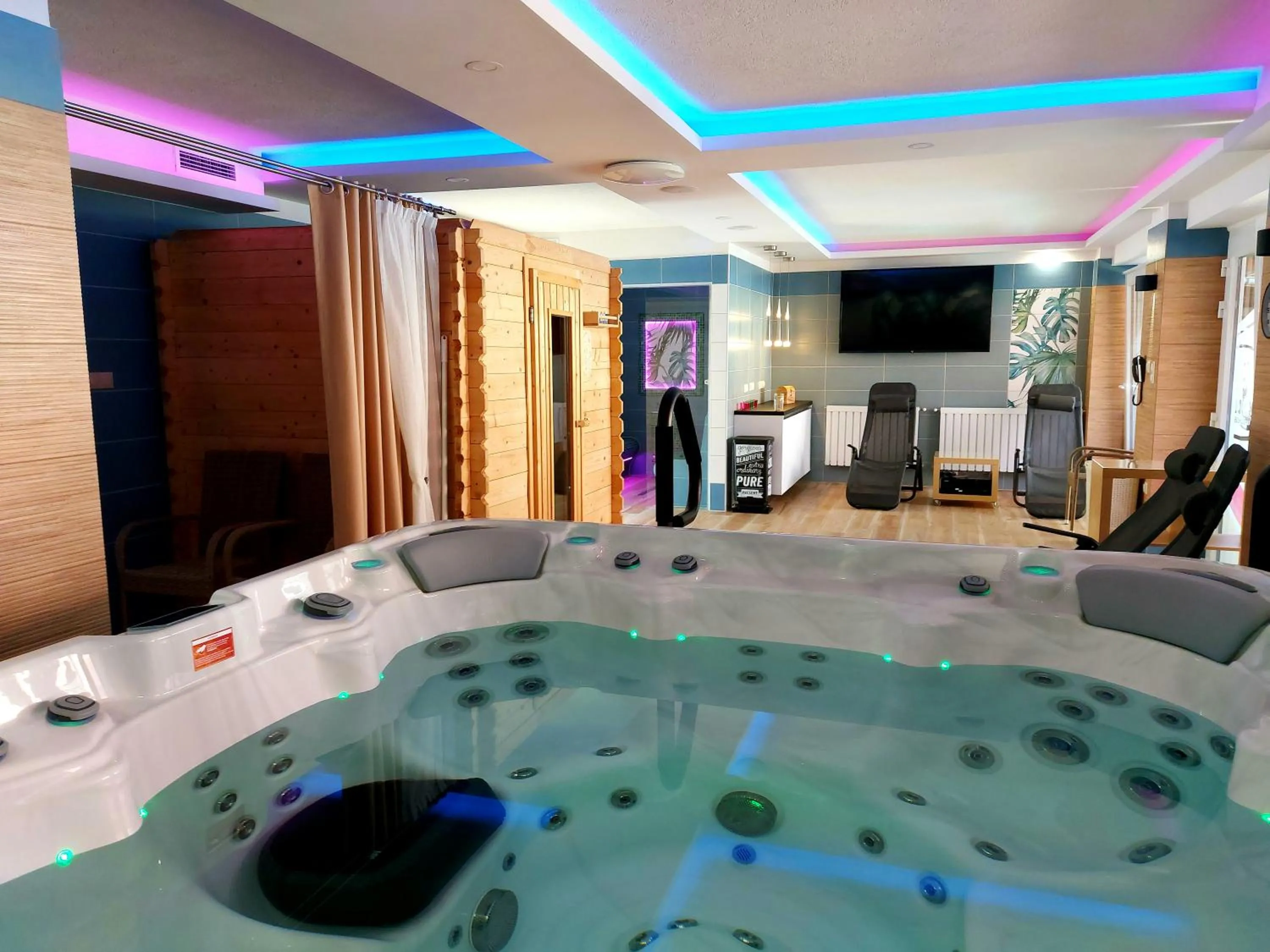 Hot Tub in Tinódi Fogadó