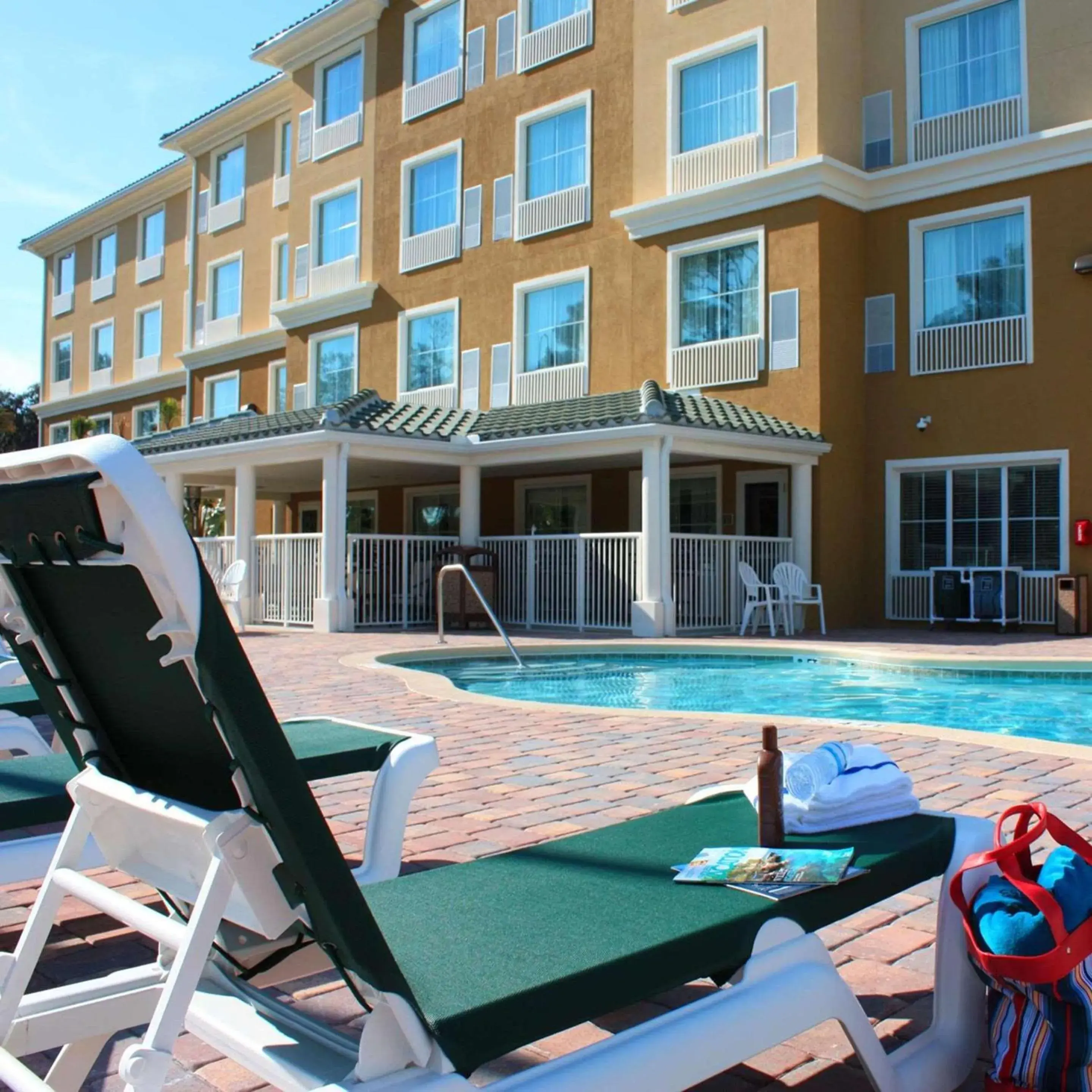 Swimming pool in Country Inn & Suites by Radisson, Port Orange-Daytona, FL Swimming pool in Country Inn & Suites by Radisson, Port Orange-Daytona, FL