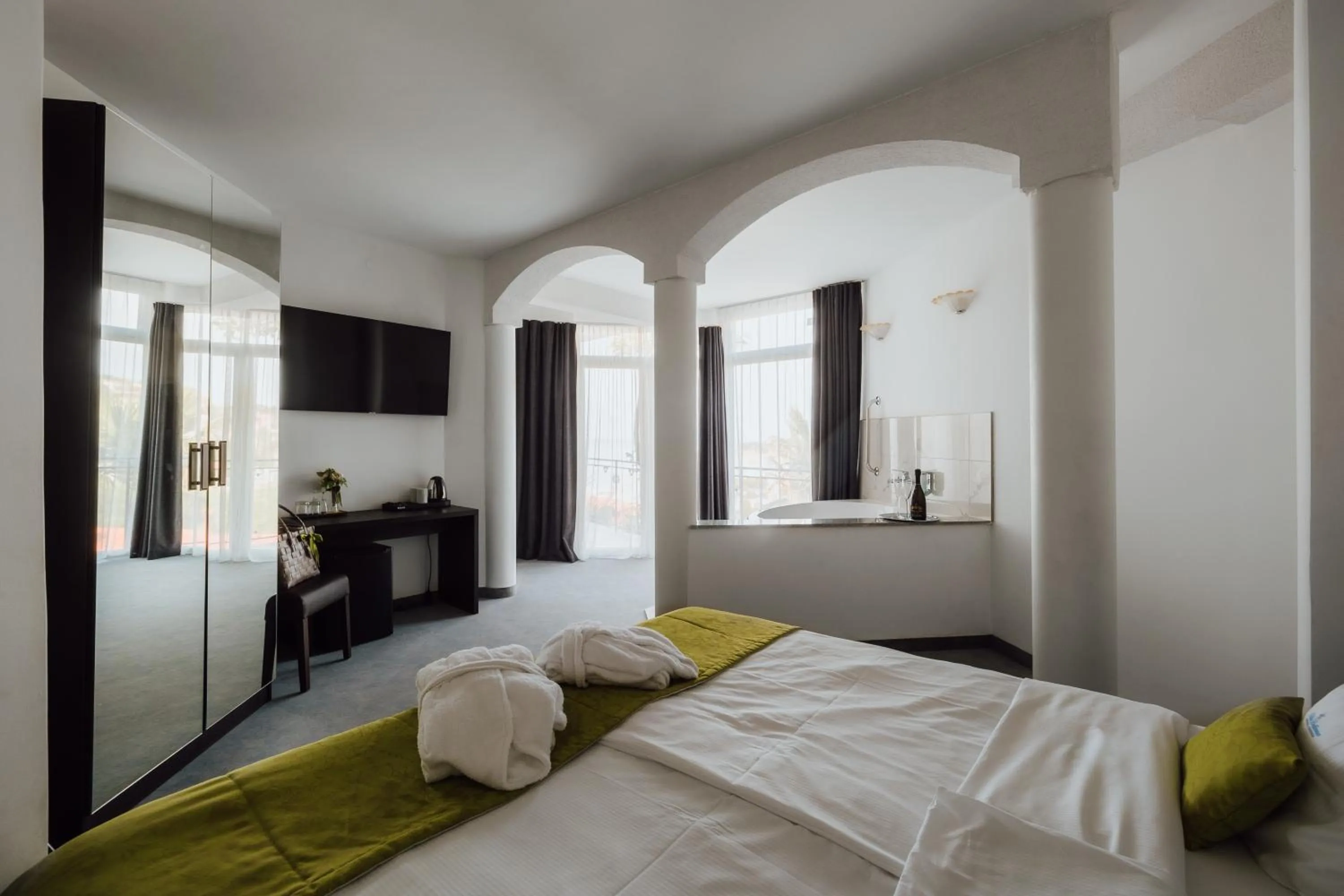 Bed in Villa Bellevue Portoroz-Portorose