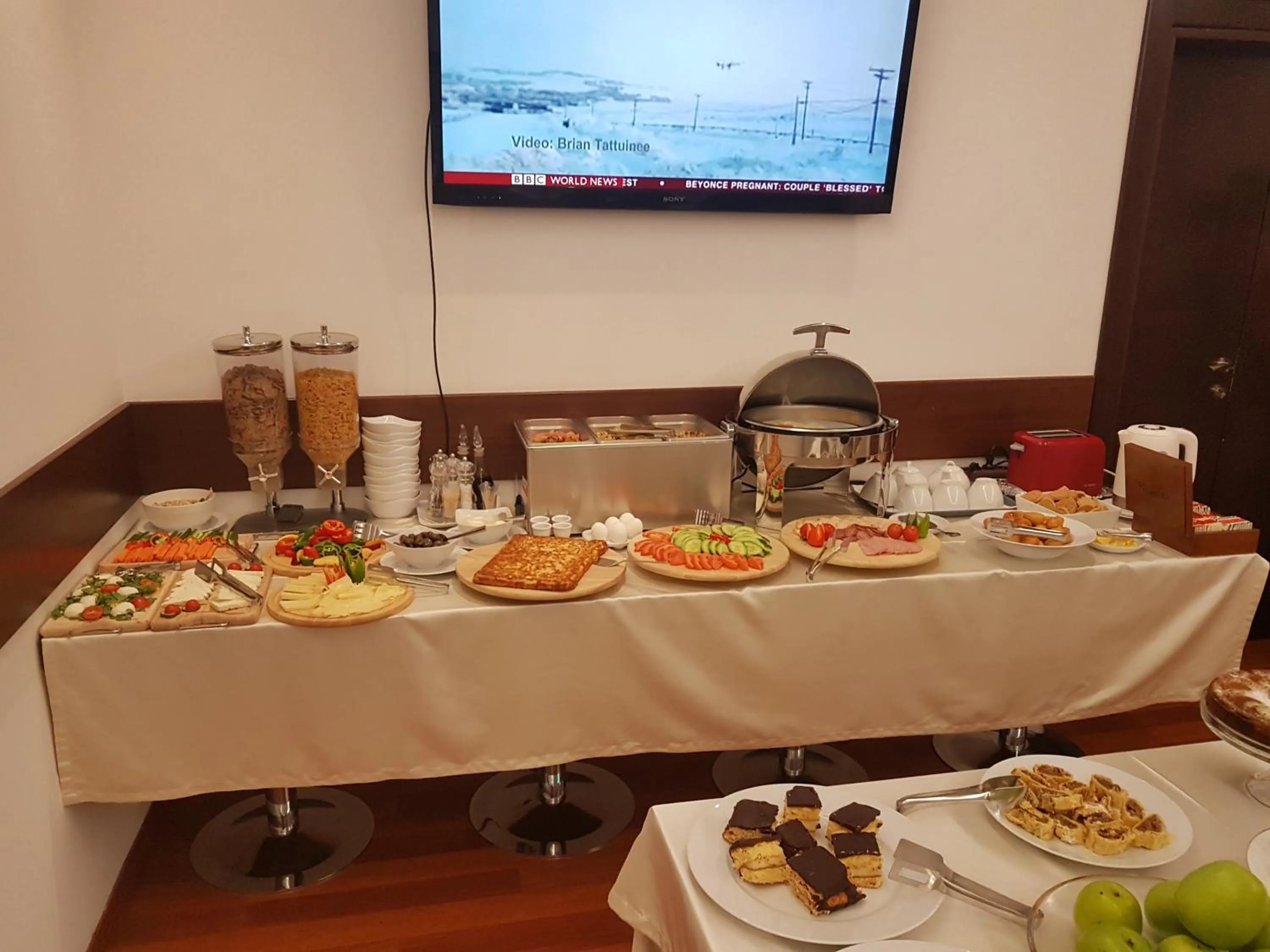 Buffet breakfast in Boutique Hotel Kotoni