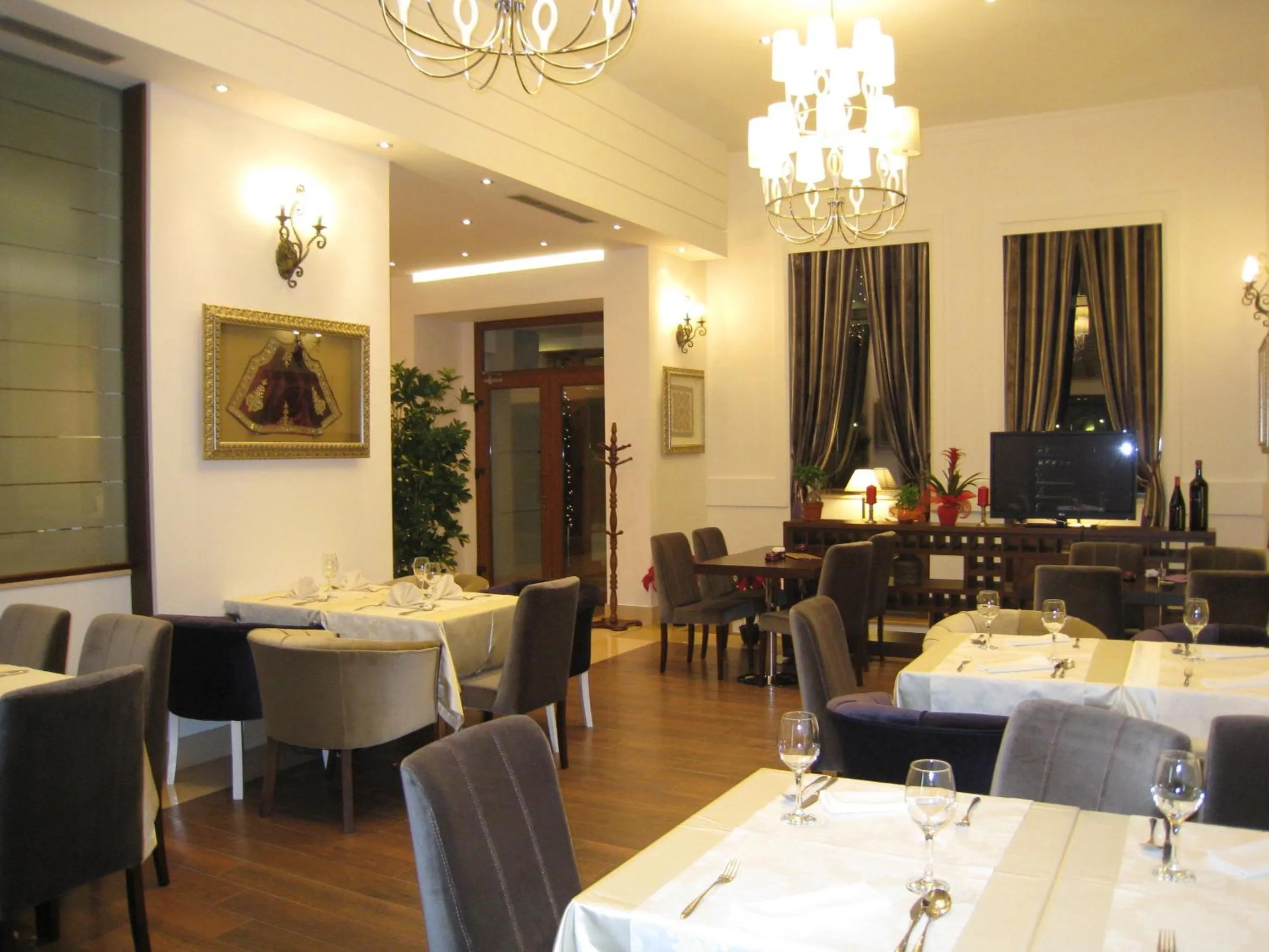 Restaurant/places to eat in Boutique Hotel Kotoni