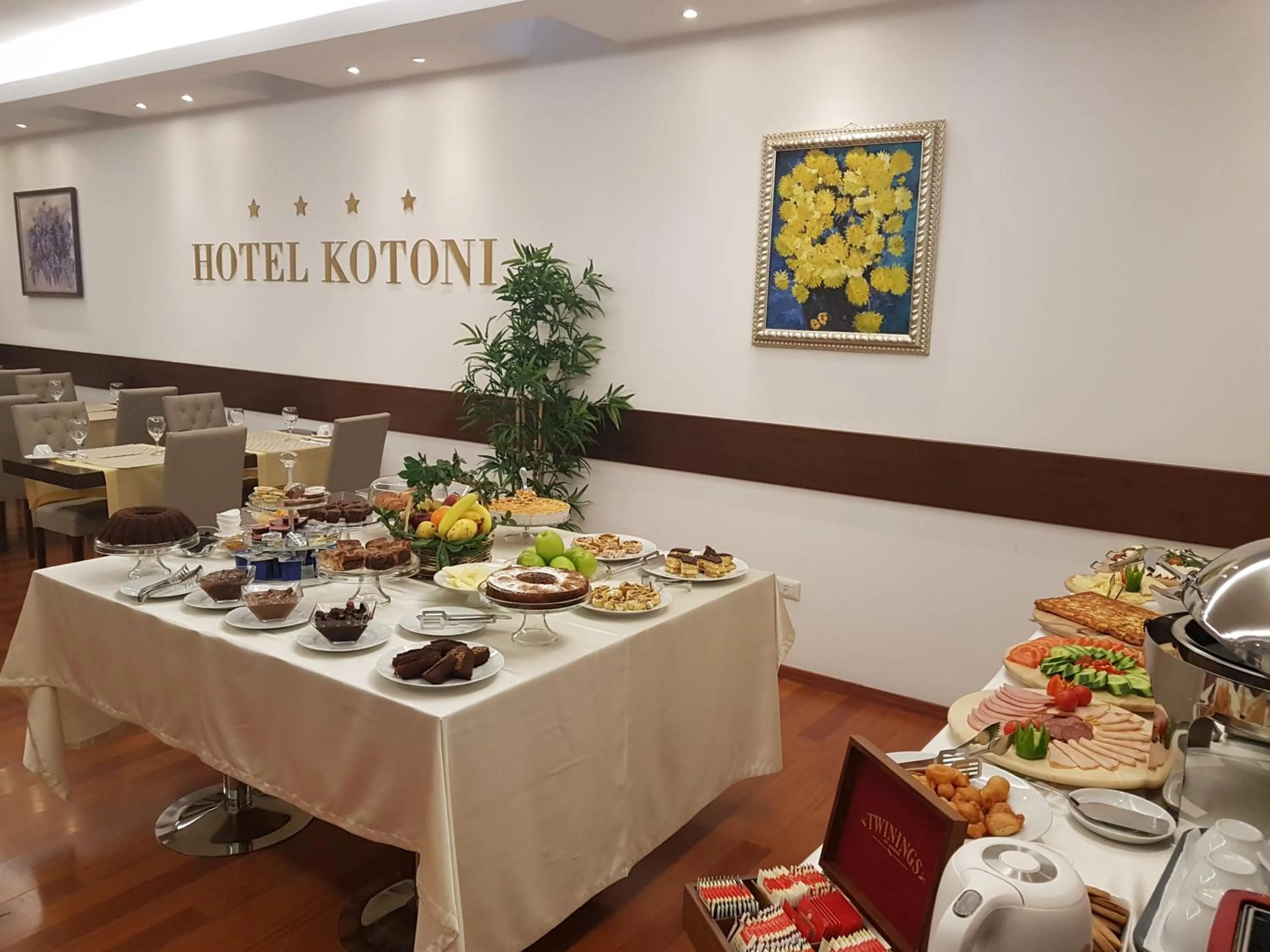 Food in Boutique Hotel Kotoni