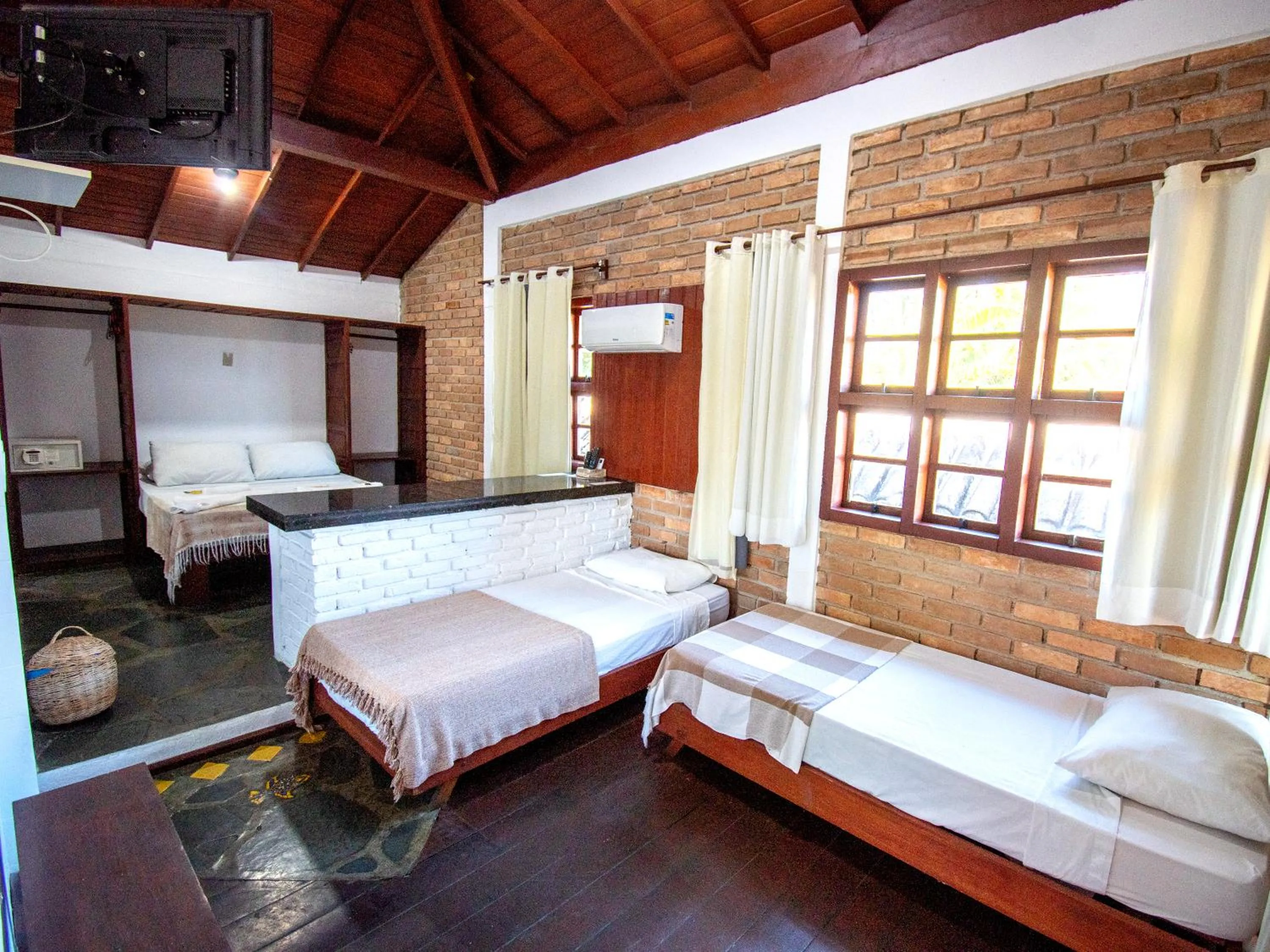 Family Room with Balcony in Pousada Arraial Candeia