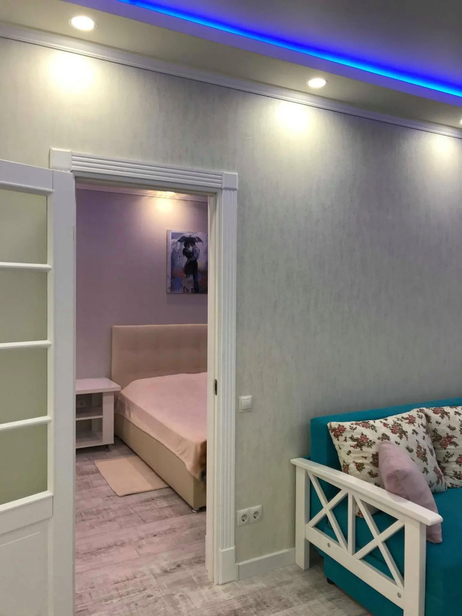 Luxe Apartment on Drahomanova