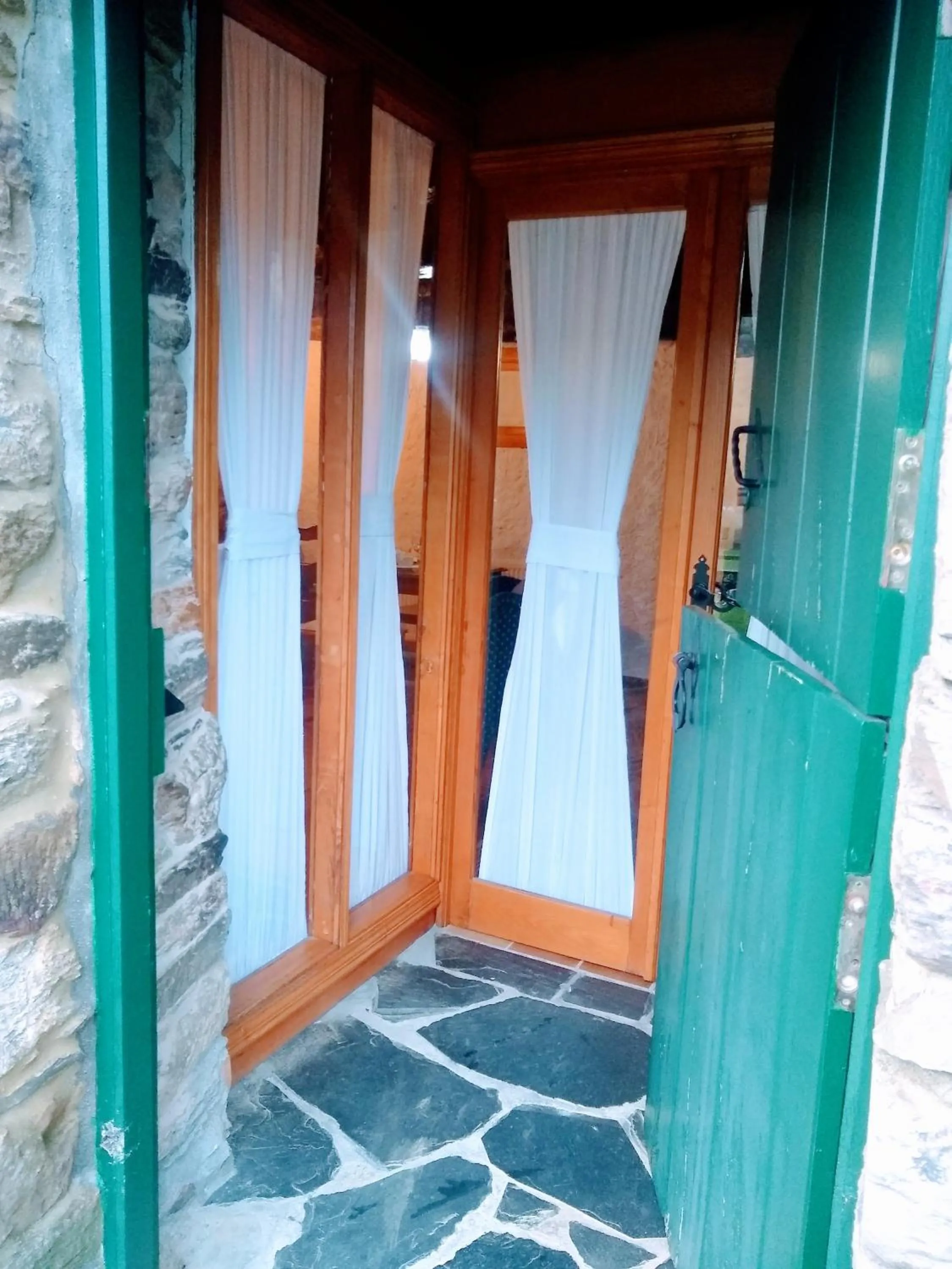 Facade/entrance in Casa Pacios by M de Santiago