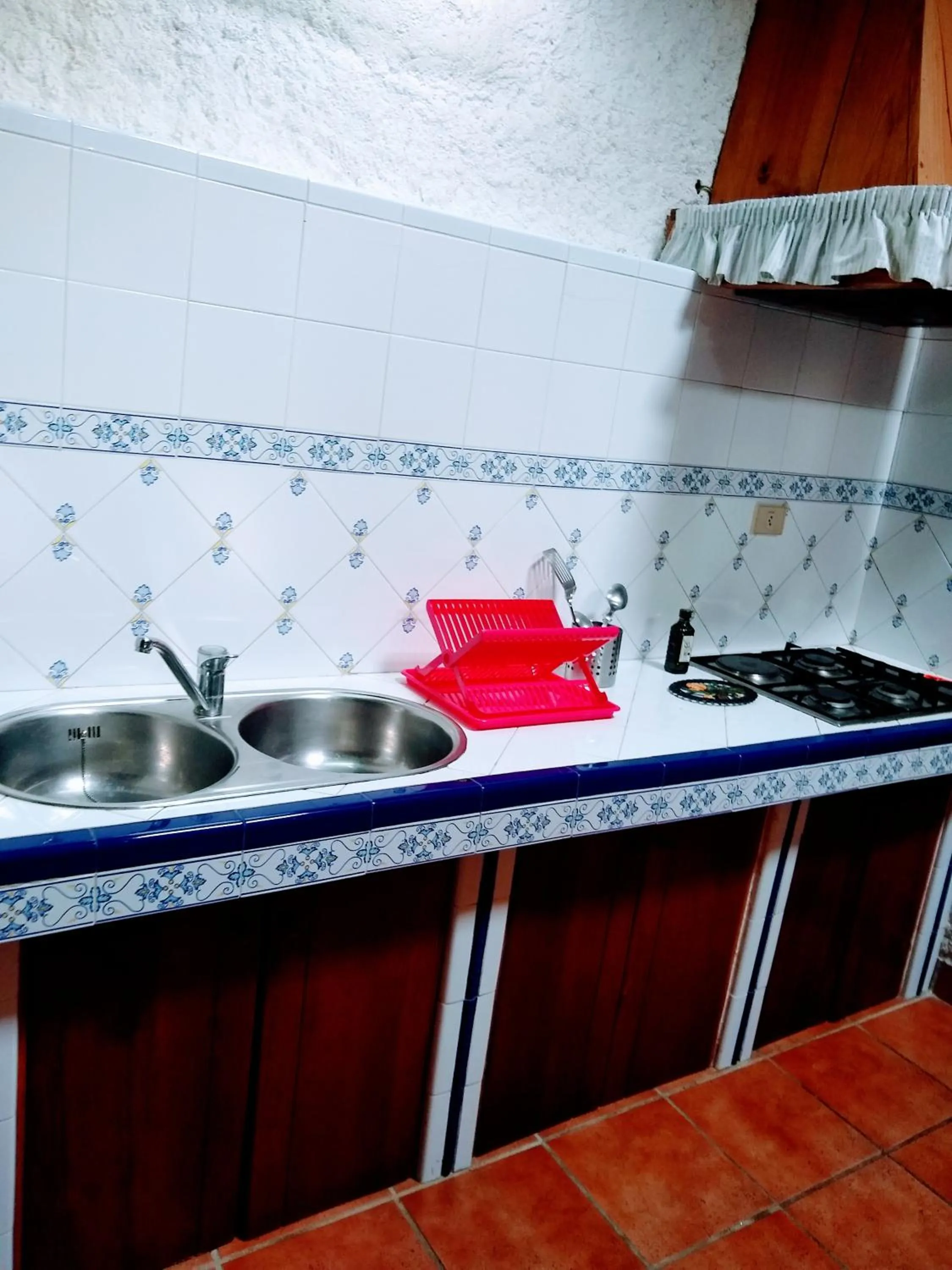 Kitchen or kitchenette in Casa Pacios by M de Santiago