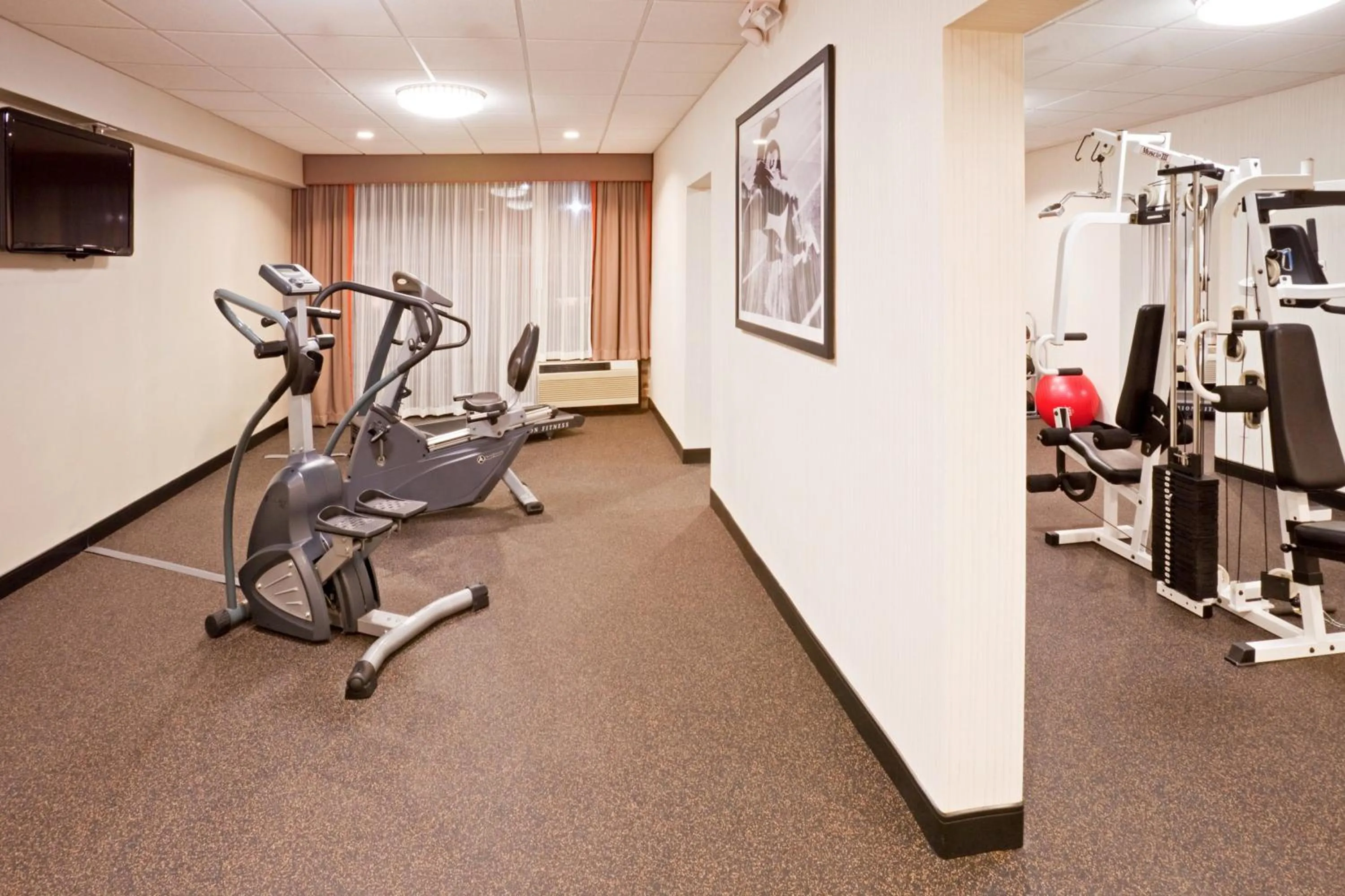 Fitness centre/facilities in Holiday Inn Austin Midtown by IHG