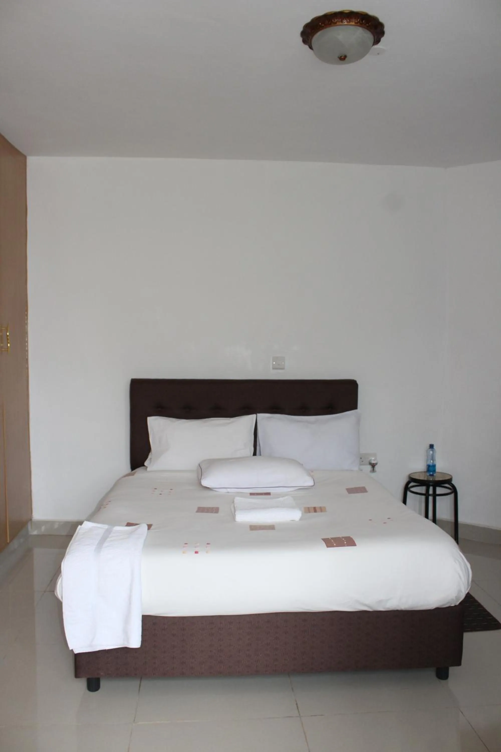 Salient Guest House