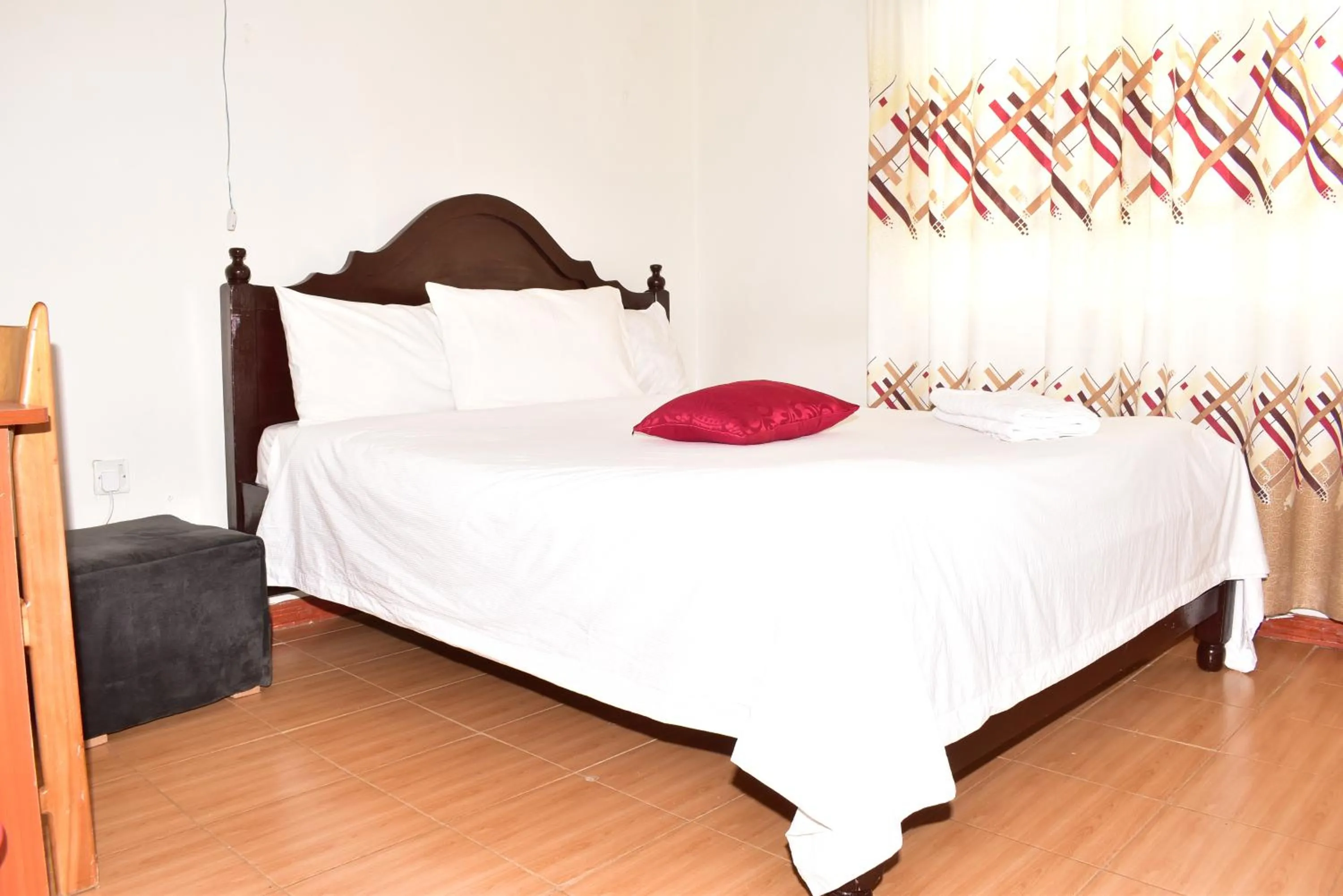 Three-Bedroom Apartment - single occupancy in Salient Guest House