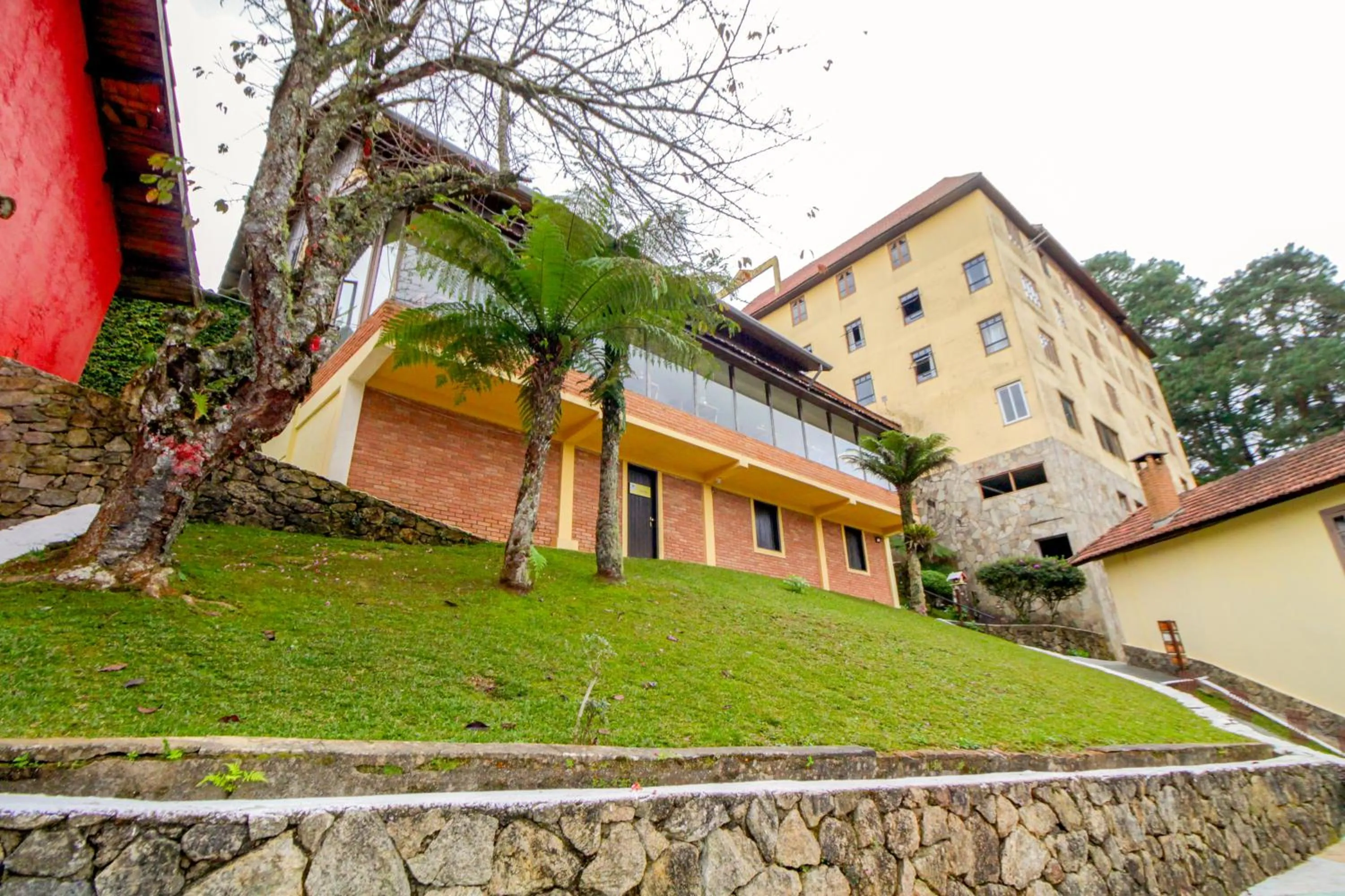 Garden in VELINN Hotel Ninho do Falcão