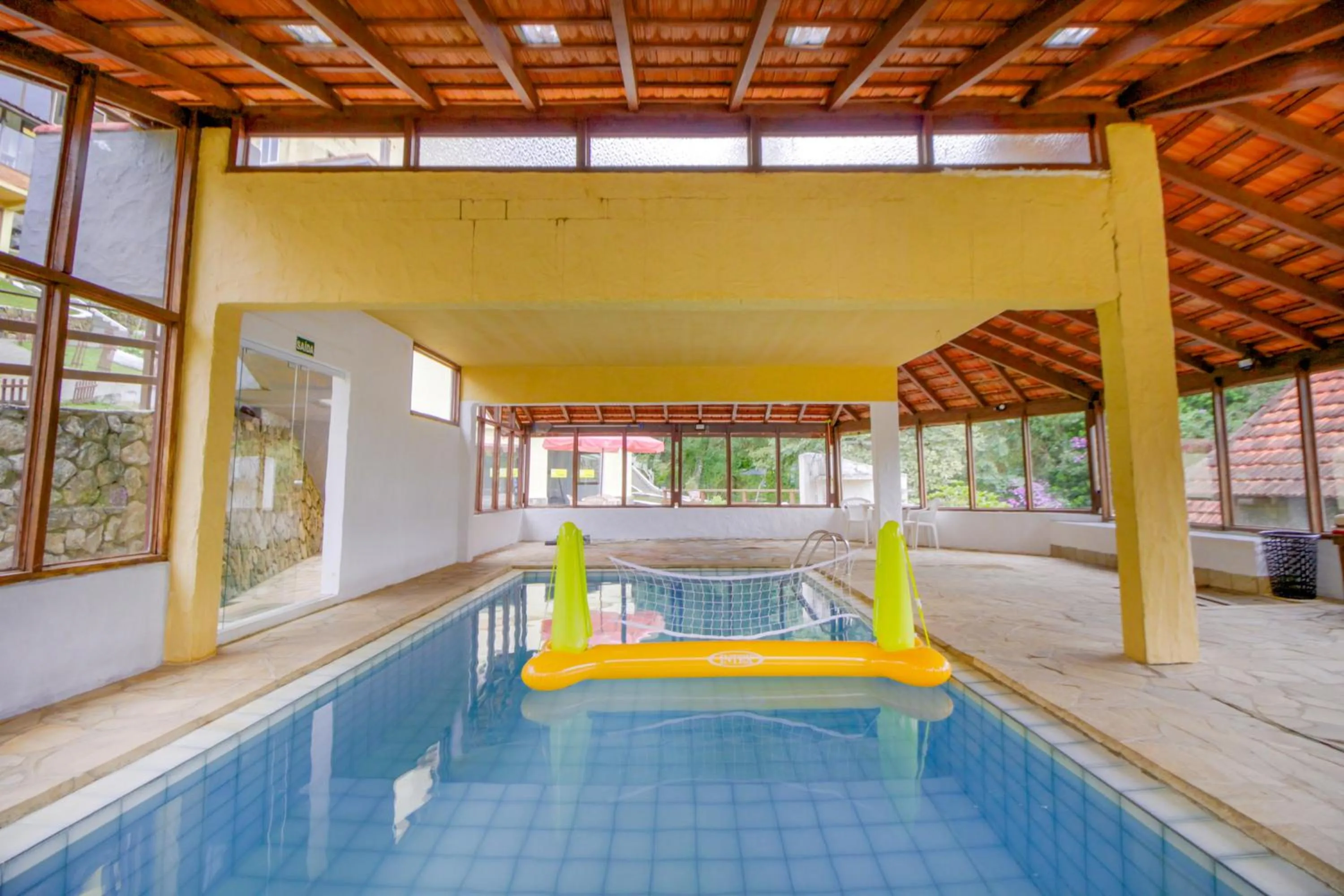 Swimming pool in VELINN Hotel Ninho do Falcão