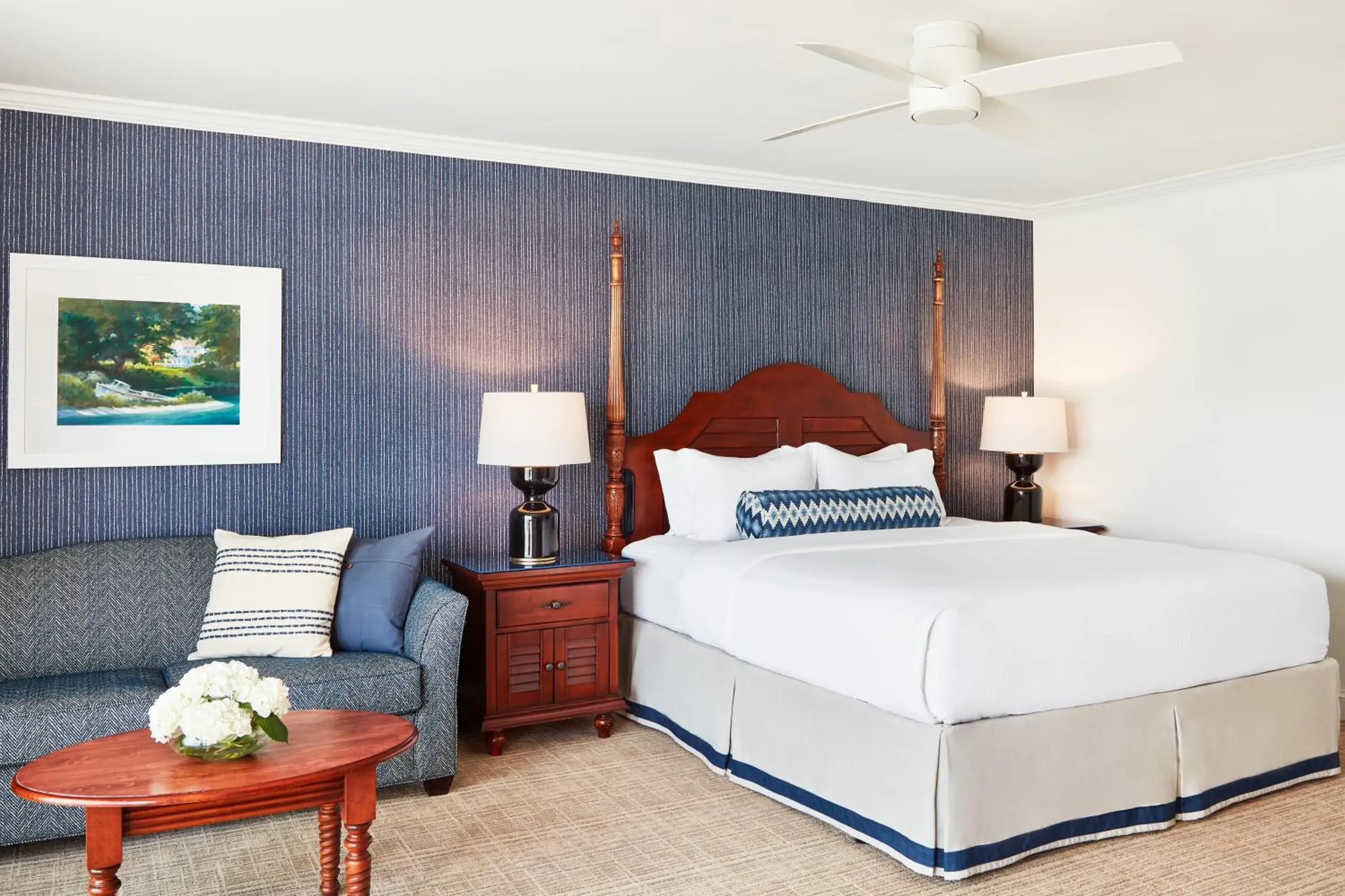 Bedroom, Bed in The Tides Inn Bedroom, Bed in The Tides Inn