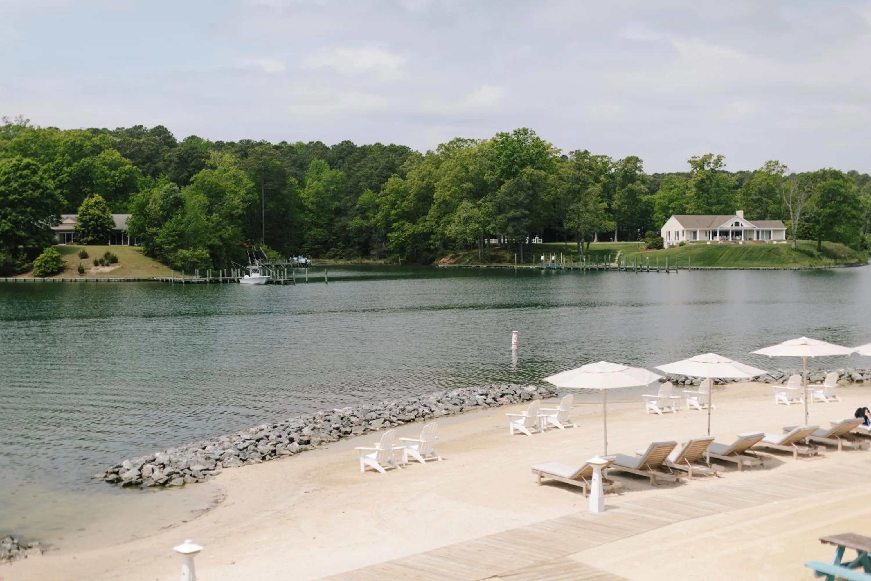 Beach in The Tides Inn
