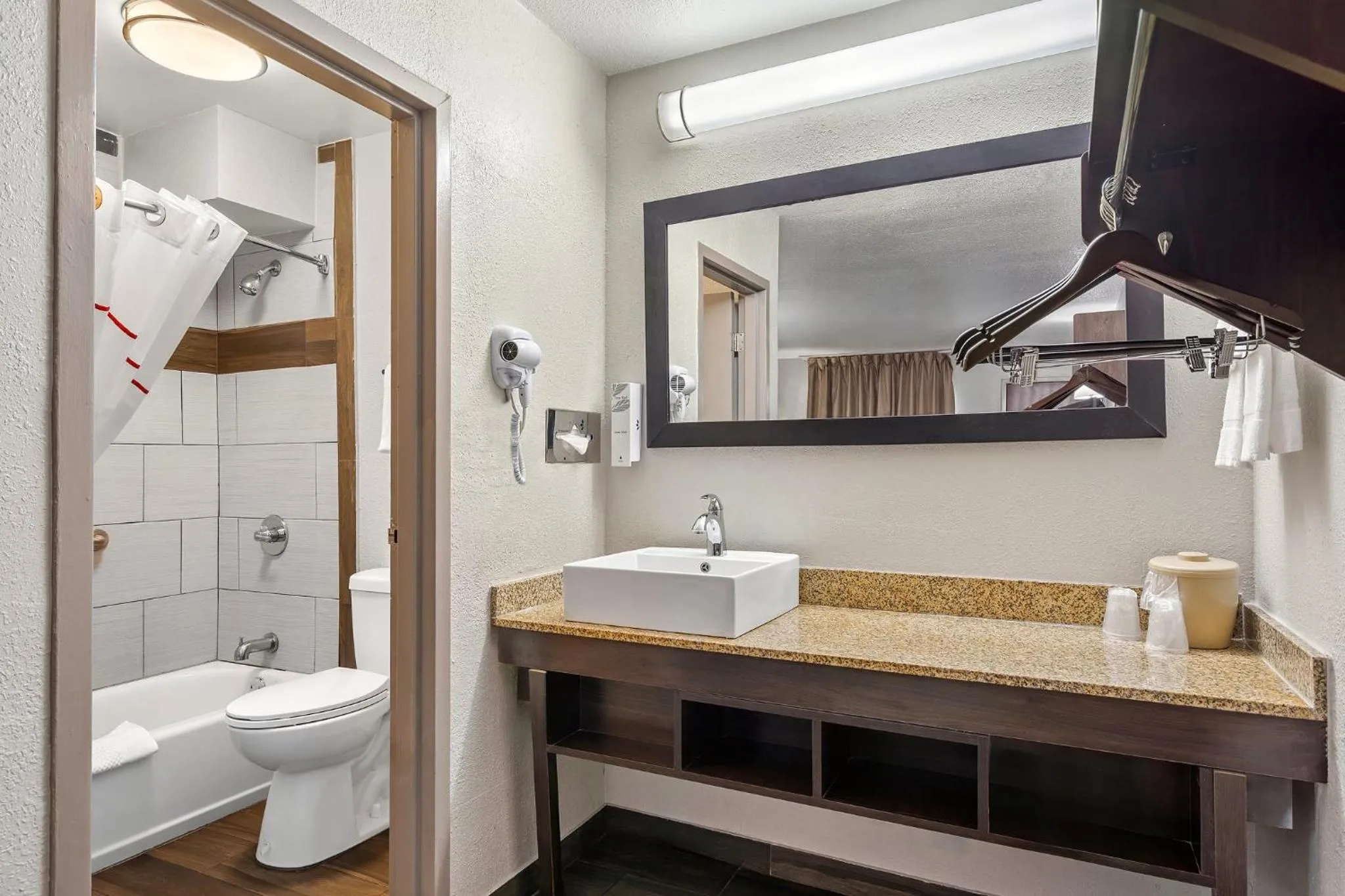 Bathroom in Red Roof Inn Wilmington NC