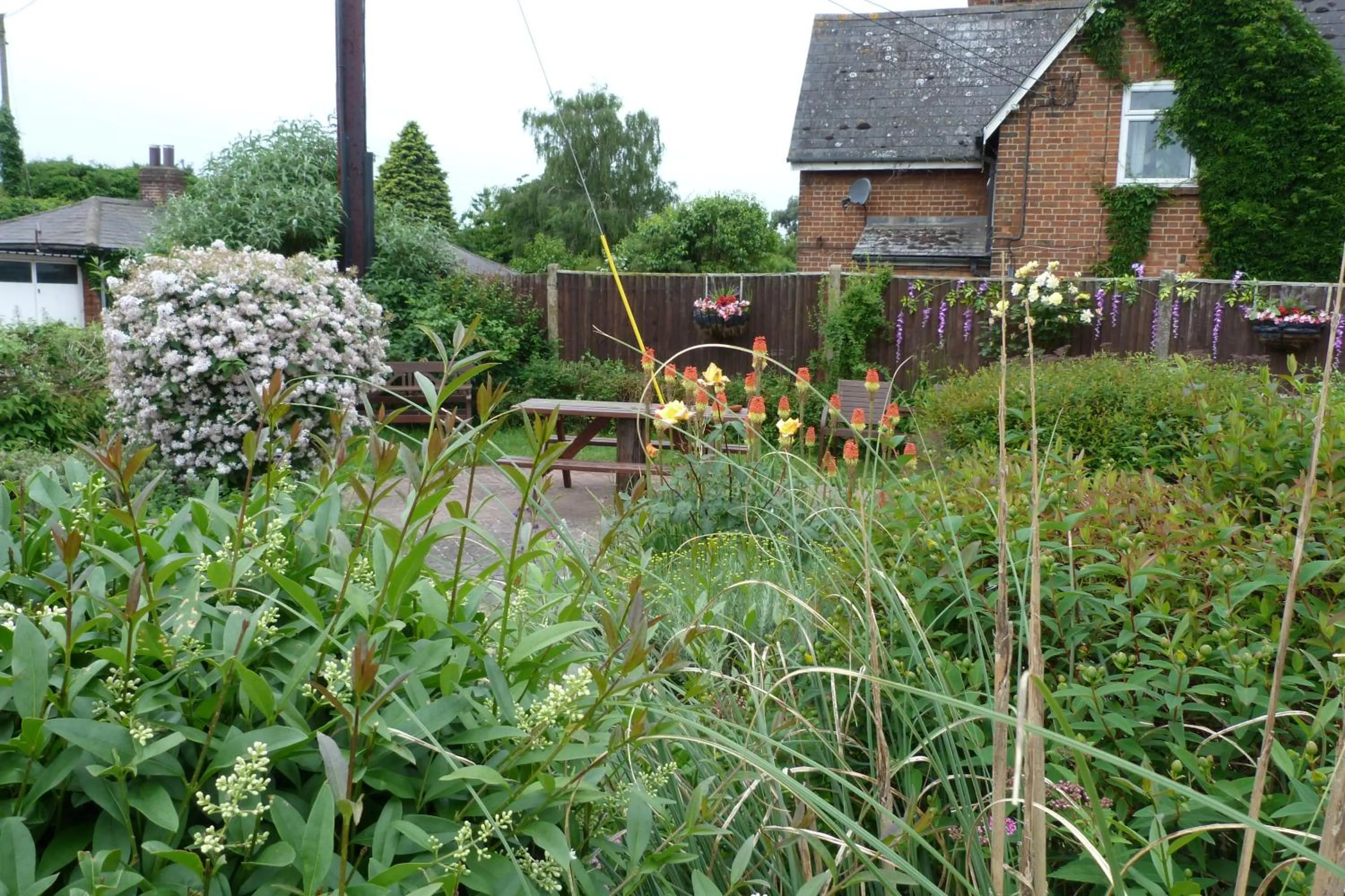 Area and facilities in Railway Inn