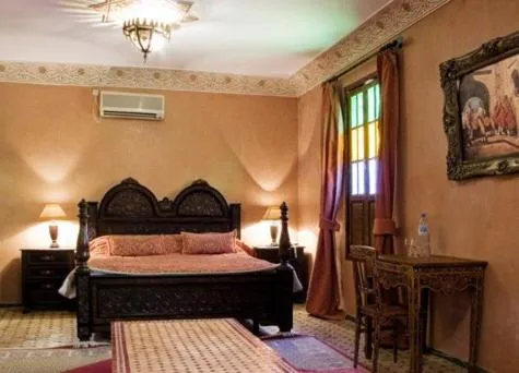 Photo of the whole room, Bed in Le Riad Meknes