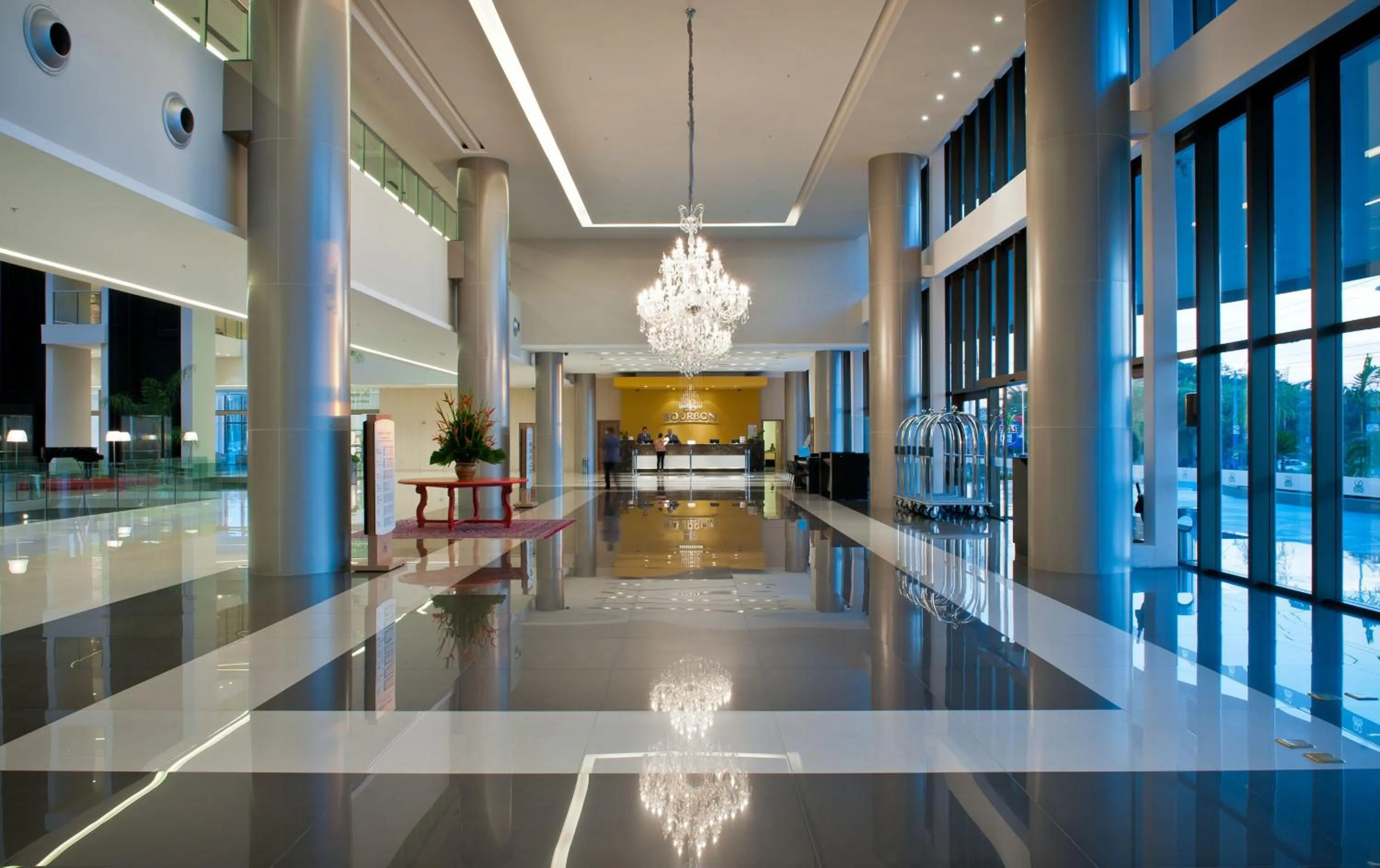 Lobby or reception in Gran Bourbon Hotel Asuncion