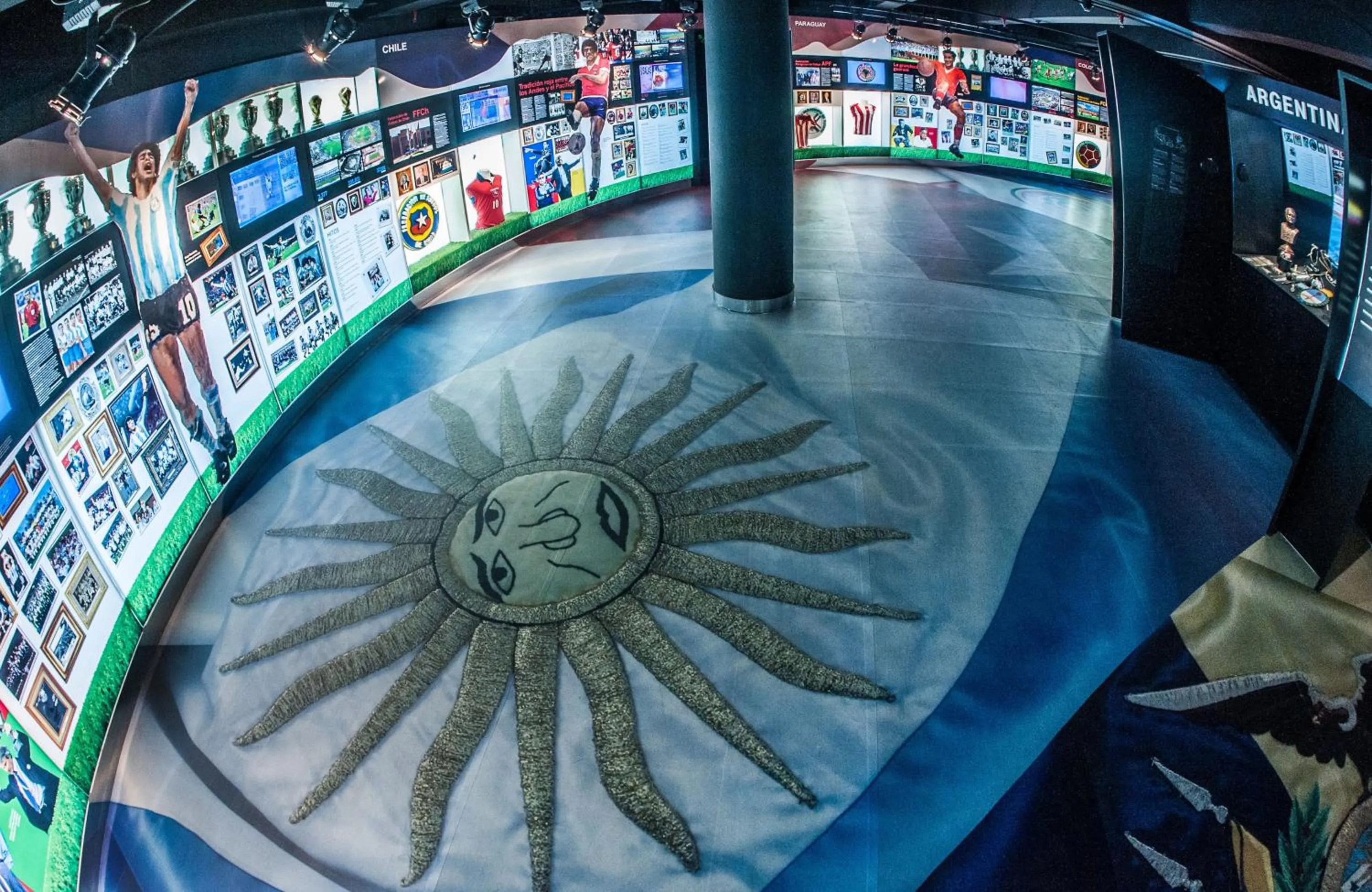 Entertainment in Gran Bourbon Hotel Asuncion