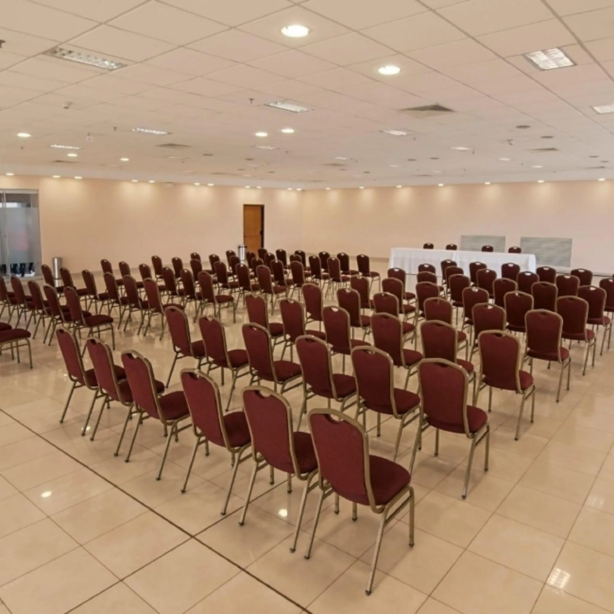 Meeting/conference room in Gran Bourbon Hotel Asuncion