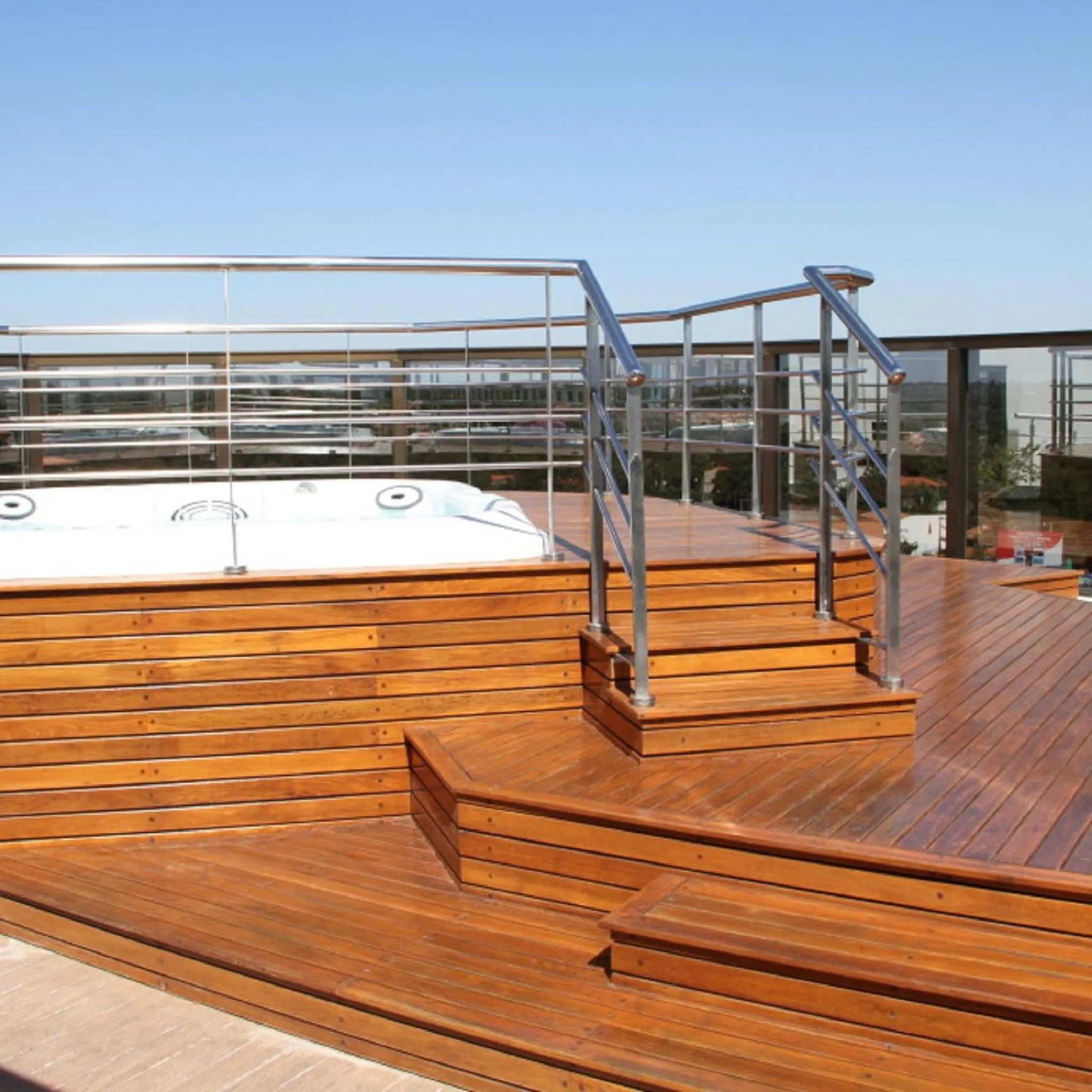 Swimming pool in Gran Bourbon Hotel Asuncion