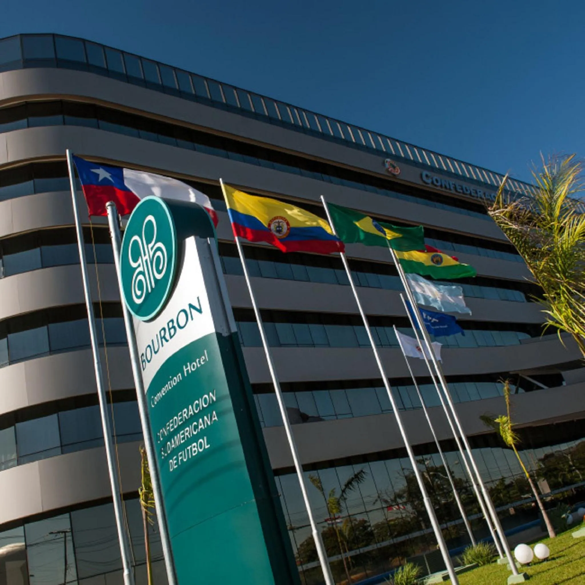 Facade/entrance in Gran Bourbon Hotel Asuncion