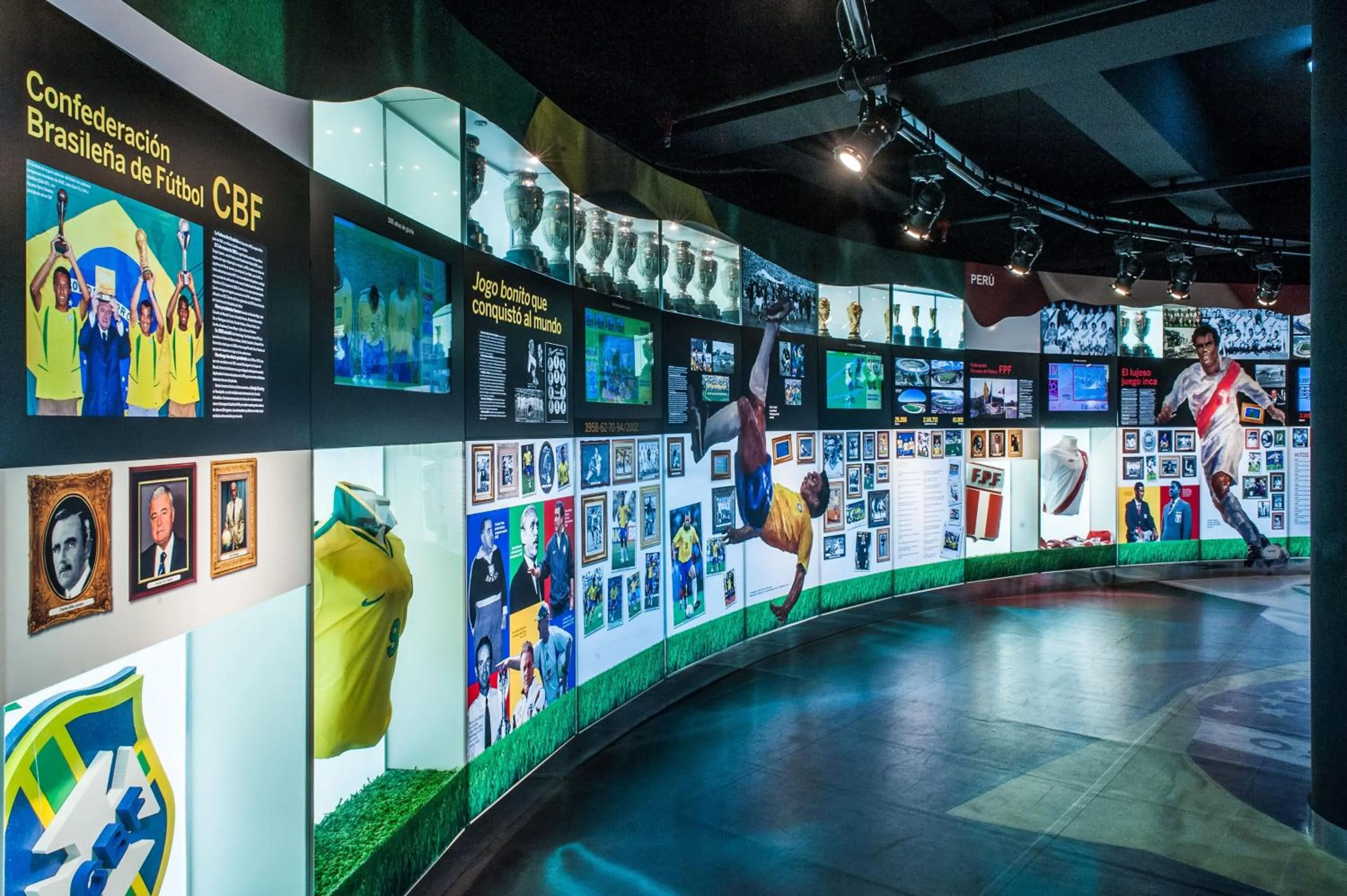 Entertainment in Gran Bourbon Hotel Asuncion