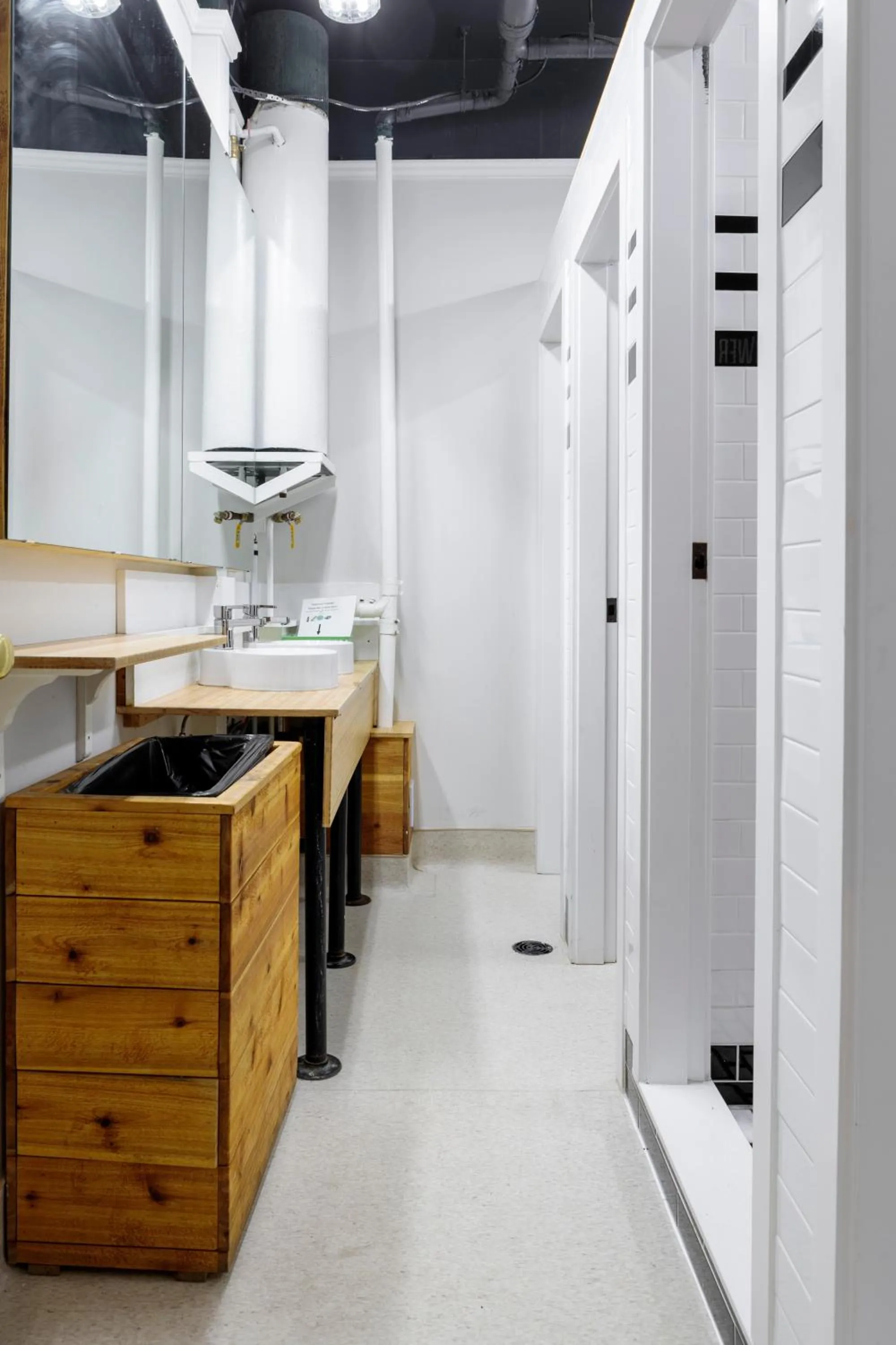 Bathroom in The Cambie Hostel Seymour