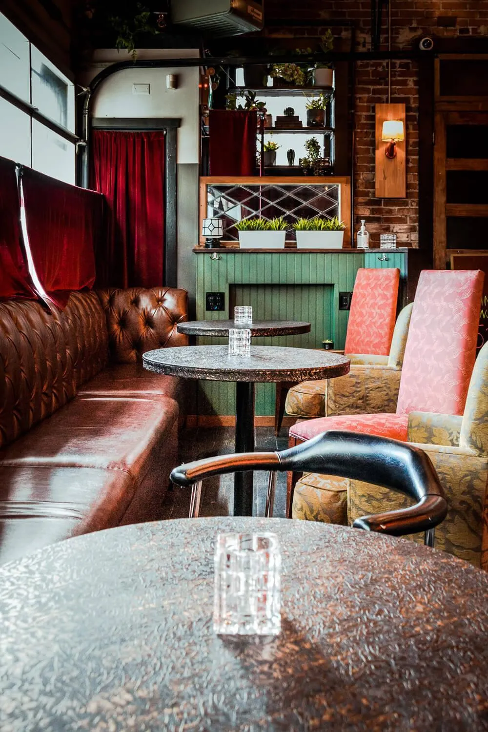 Restaurant/places to eat in The Cambie Hostel Seymour